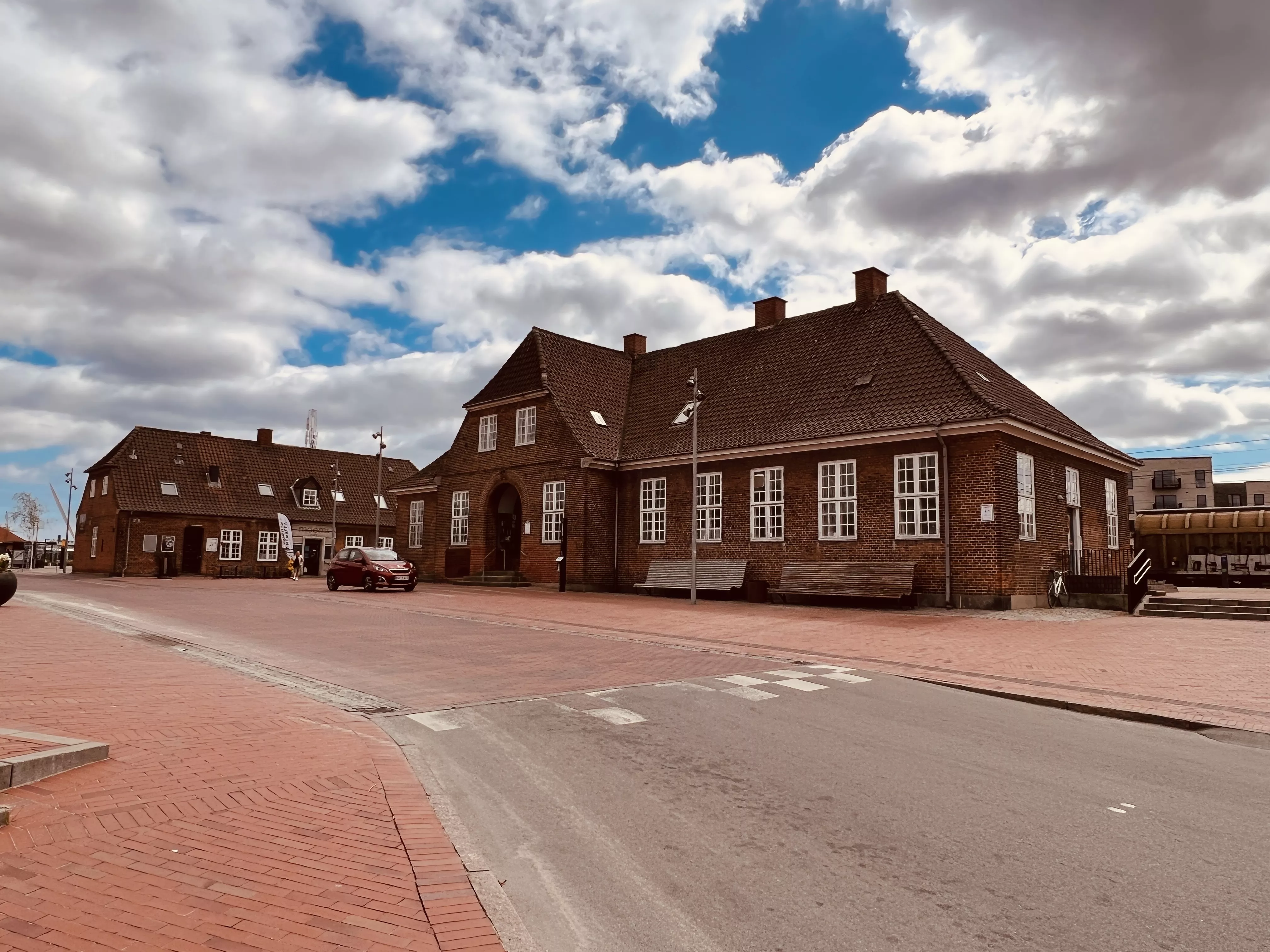 Billede af Hedehusene Station.