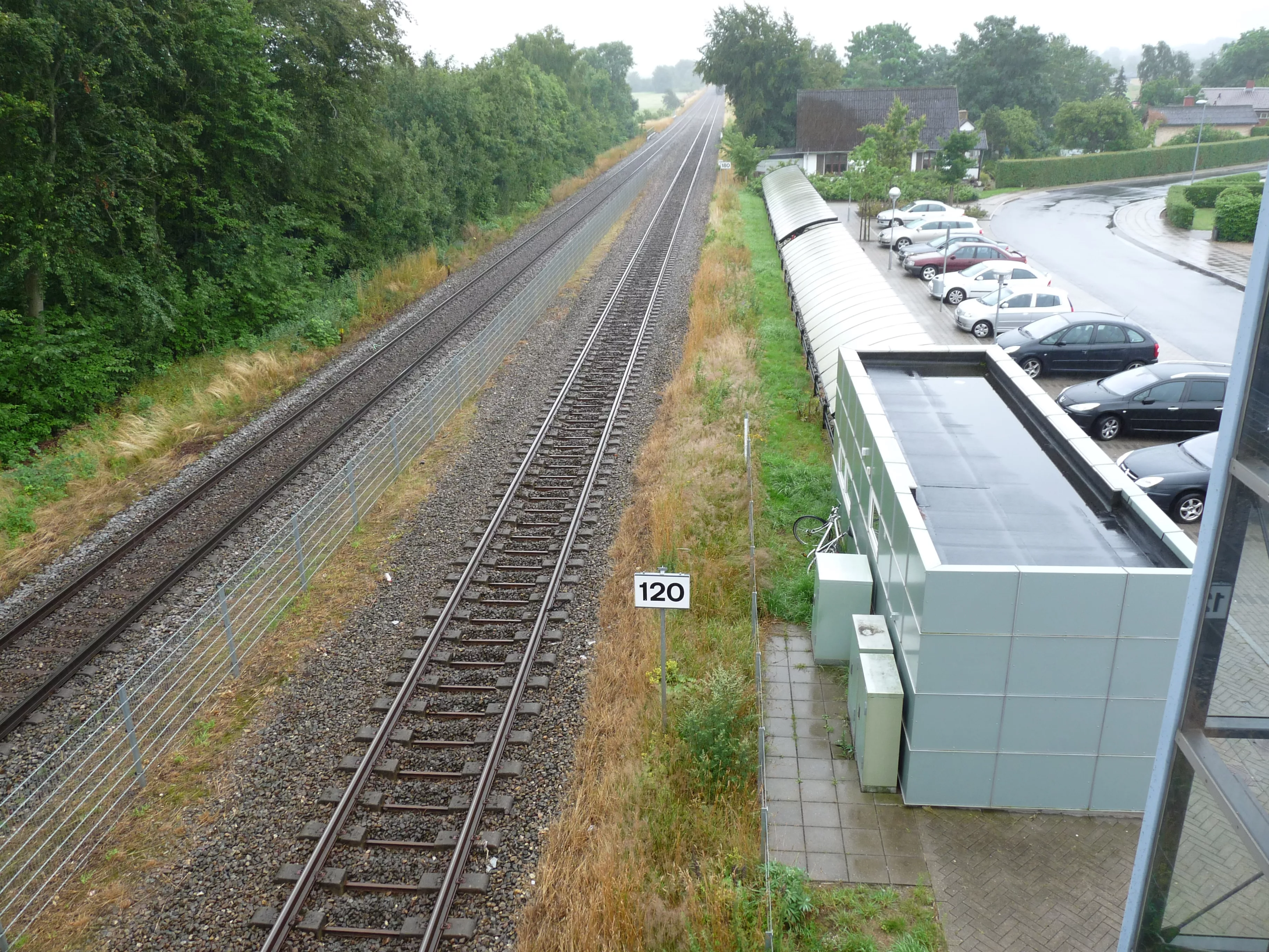 Støvring Station er nedrevet og erstattet af dette trinbræt.