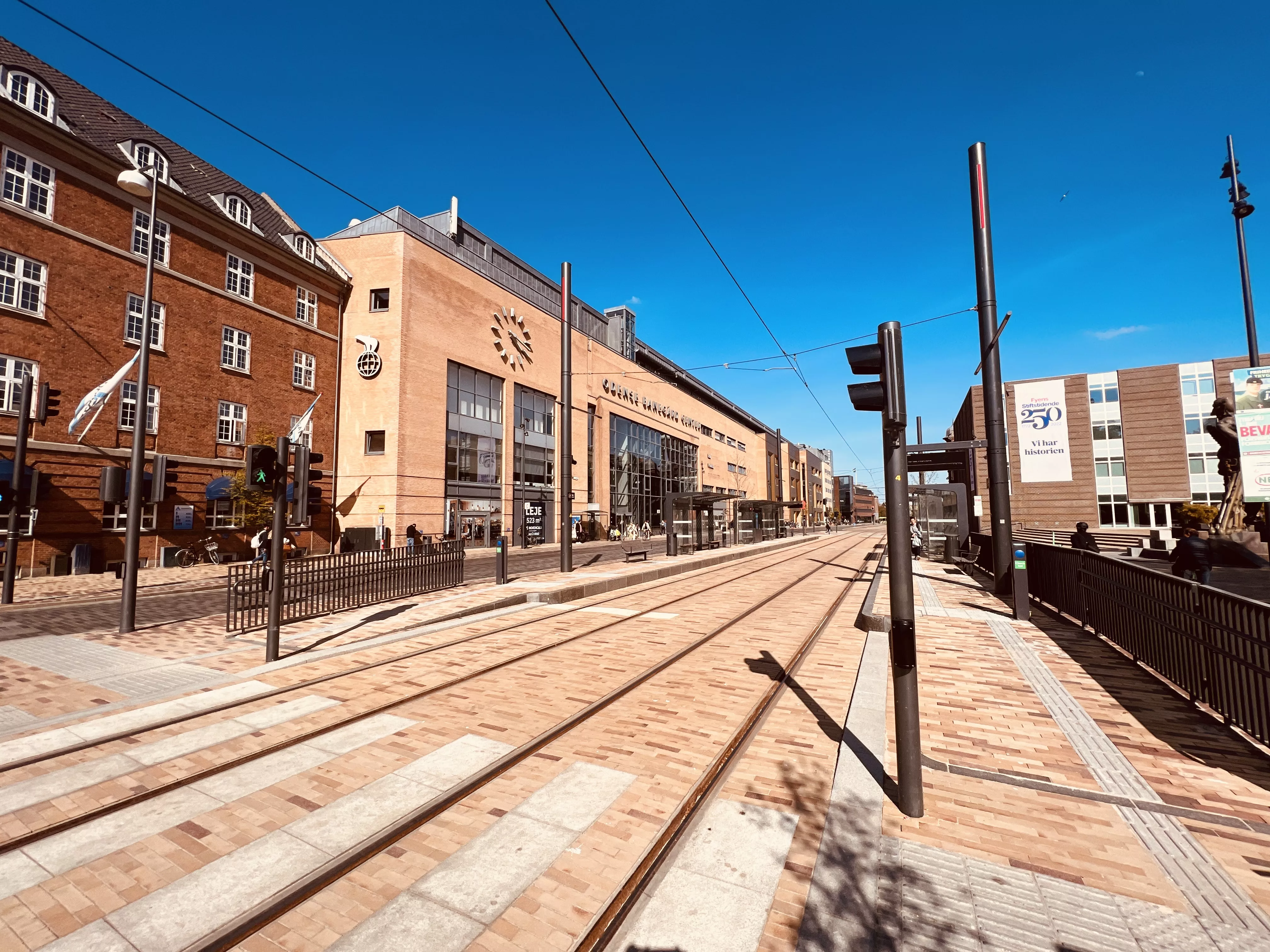 Billede af Odense Banegård Letbanestation. Billede af Odense Banegård Letbanestation.