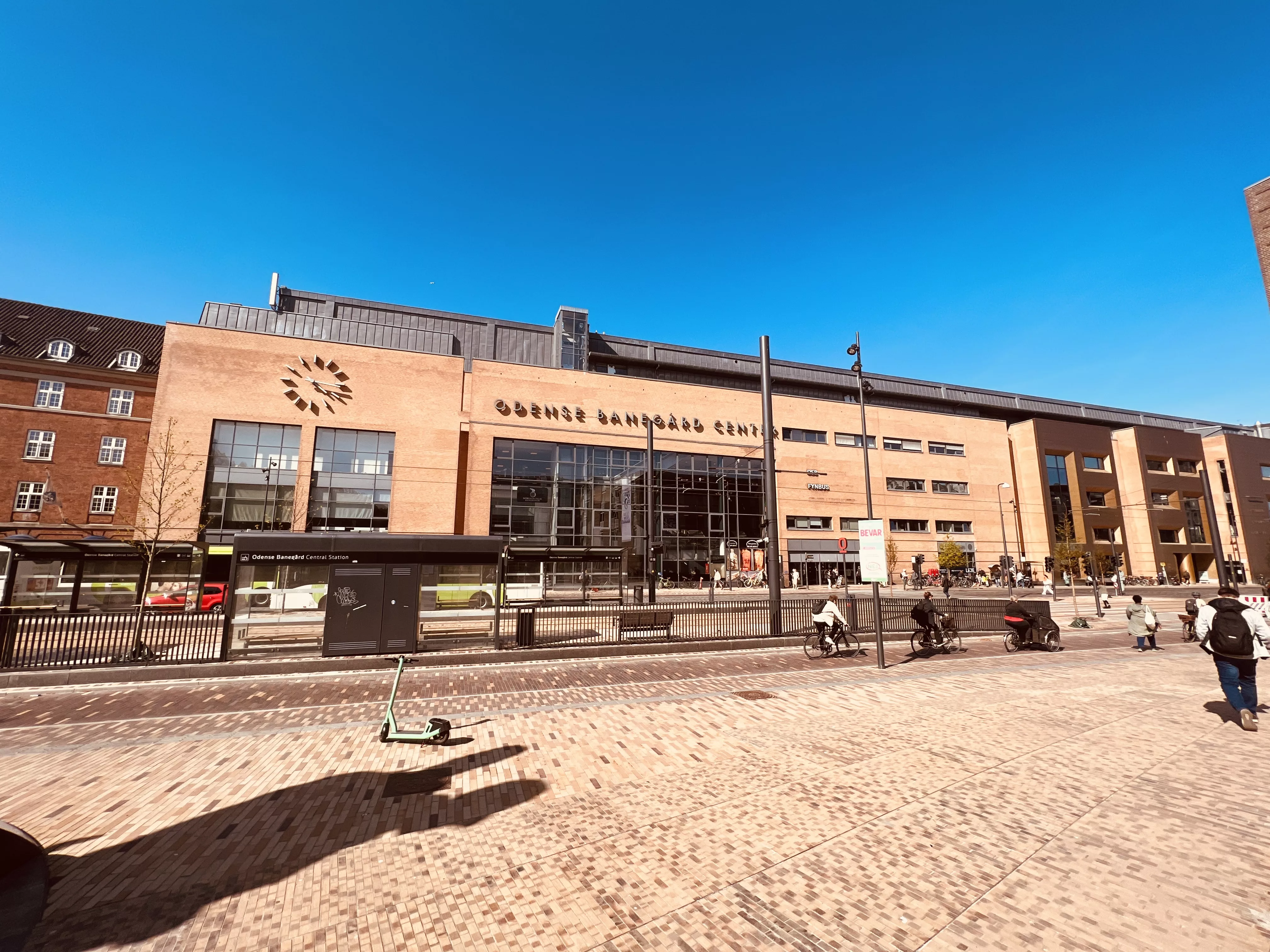 Billede af Odense Banegård Letbanestation. Billede af Odense Banegård Letbanestation.