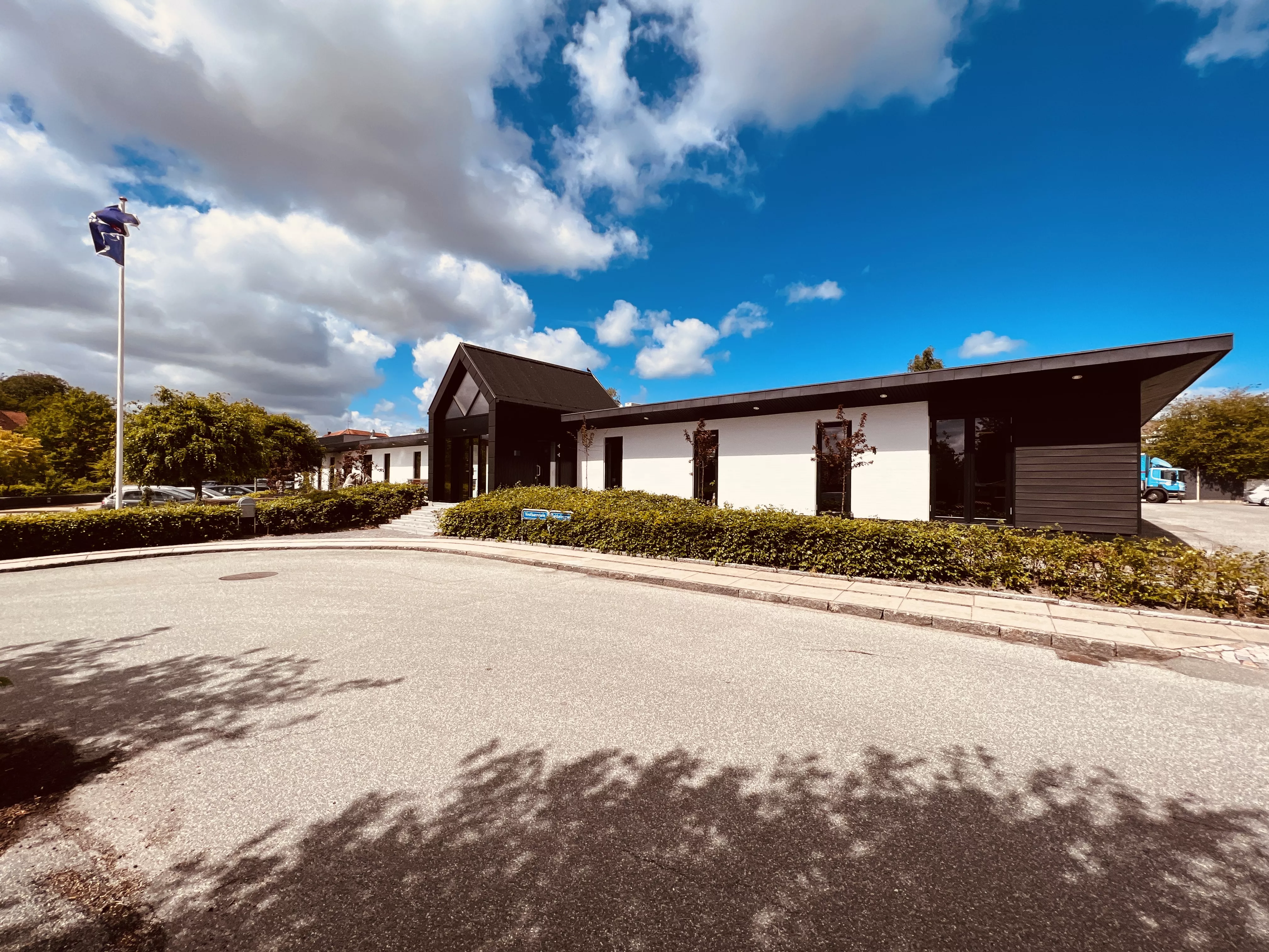 Billede af Grenaa Vestbanegård - Vestbanegård er nedrevet, men Grenaa Vestbanegård har ligget her. Billede af Grenaa Vestbanegård - Vestbanegård er nedrevet, men Grenaa Vestbanegård har ligget her.