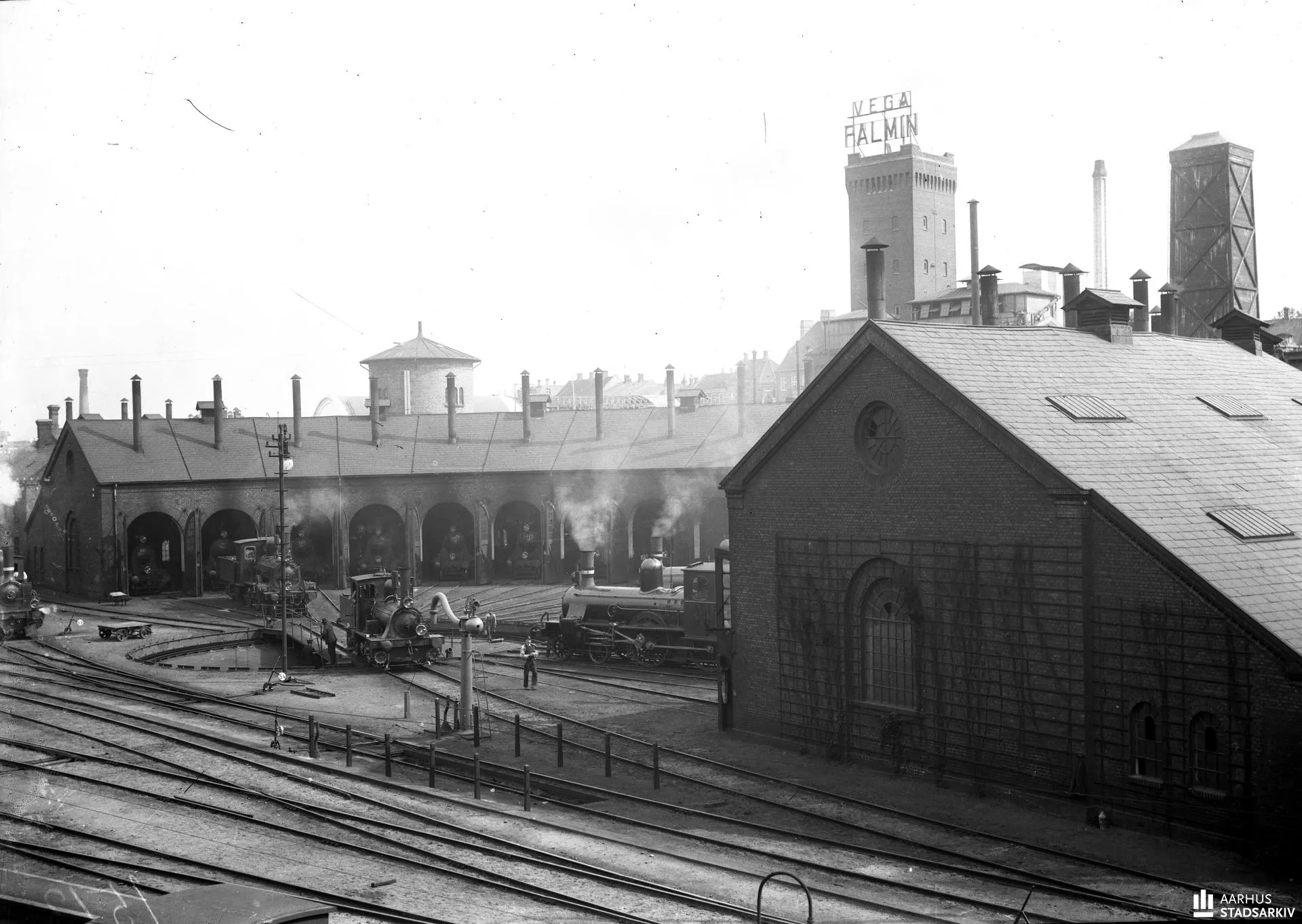 Billede af Aarhus Banegårds remise. Billede af Aarhus Banegårds remise.