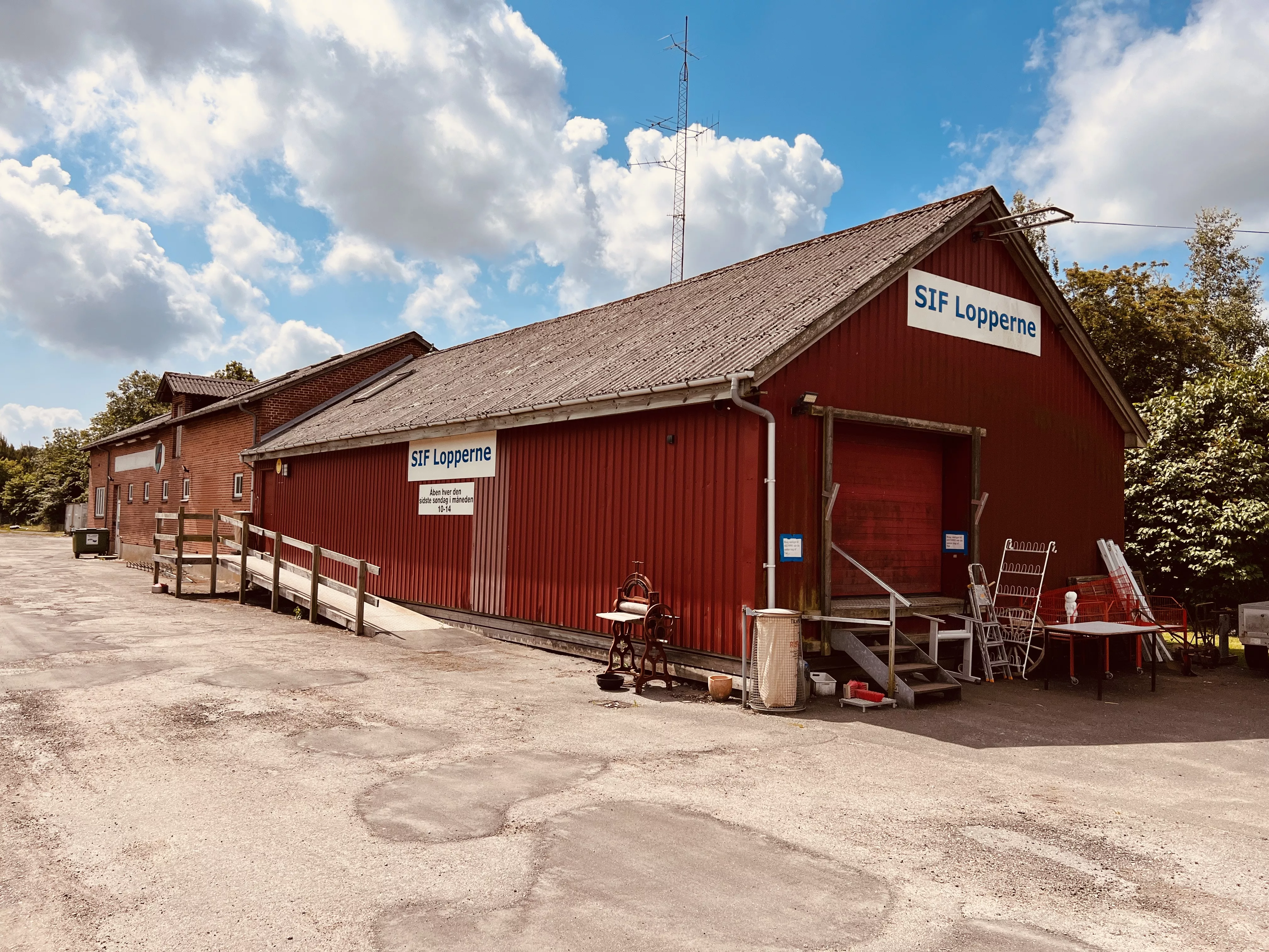 Billede af Stenstrup Stations varehus.