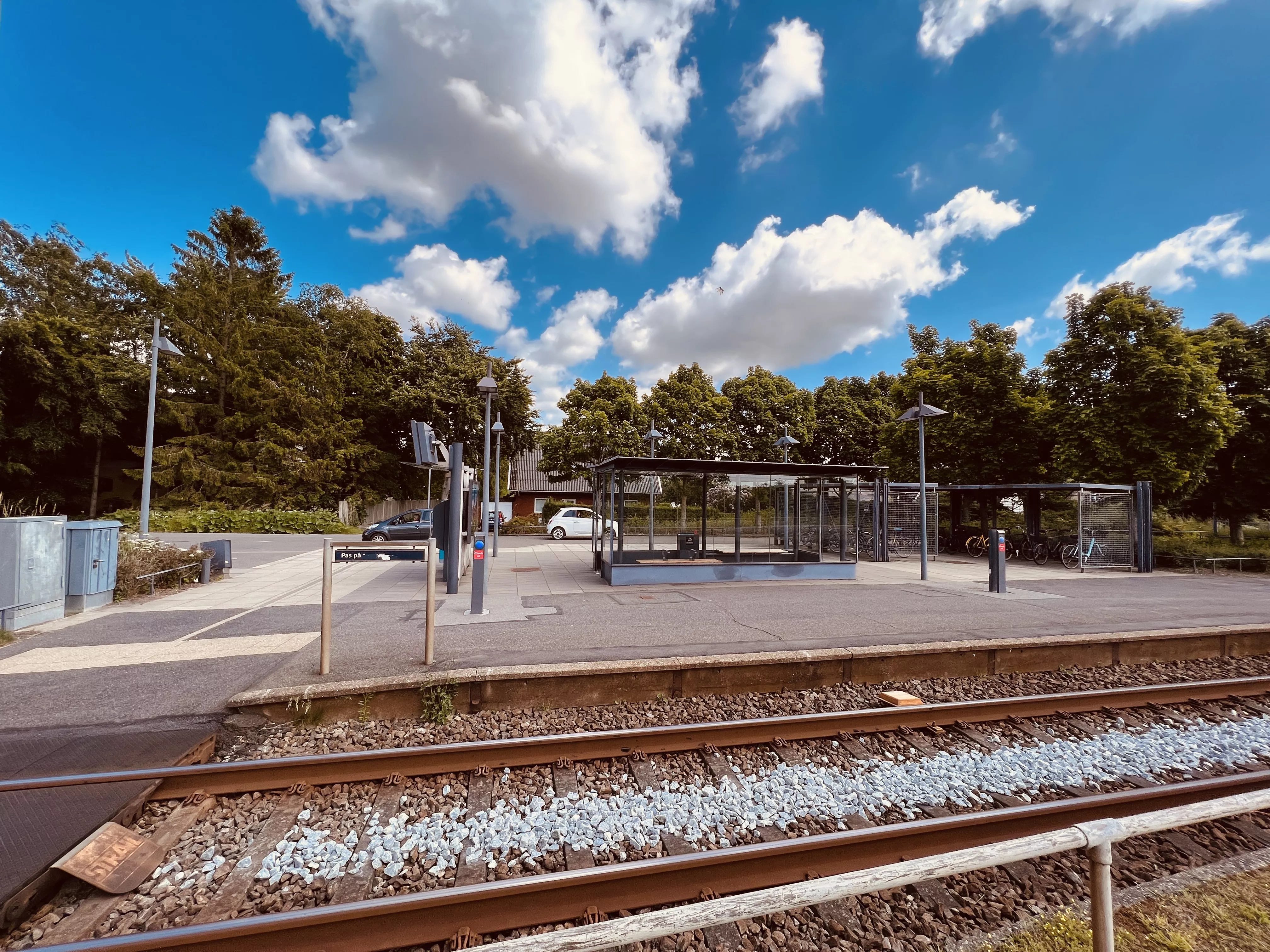 Billede af Højby (Fyn) Trinbræt. Billede af Højby (Fyn) Trinbræt.