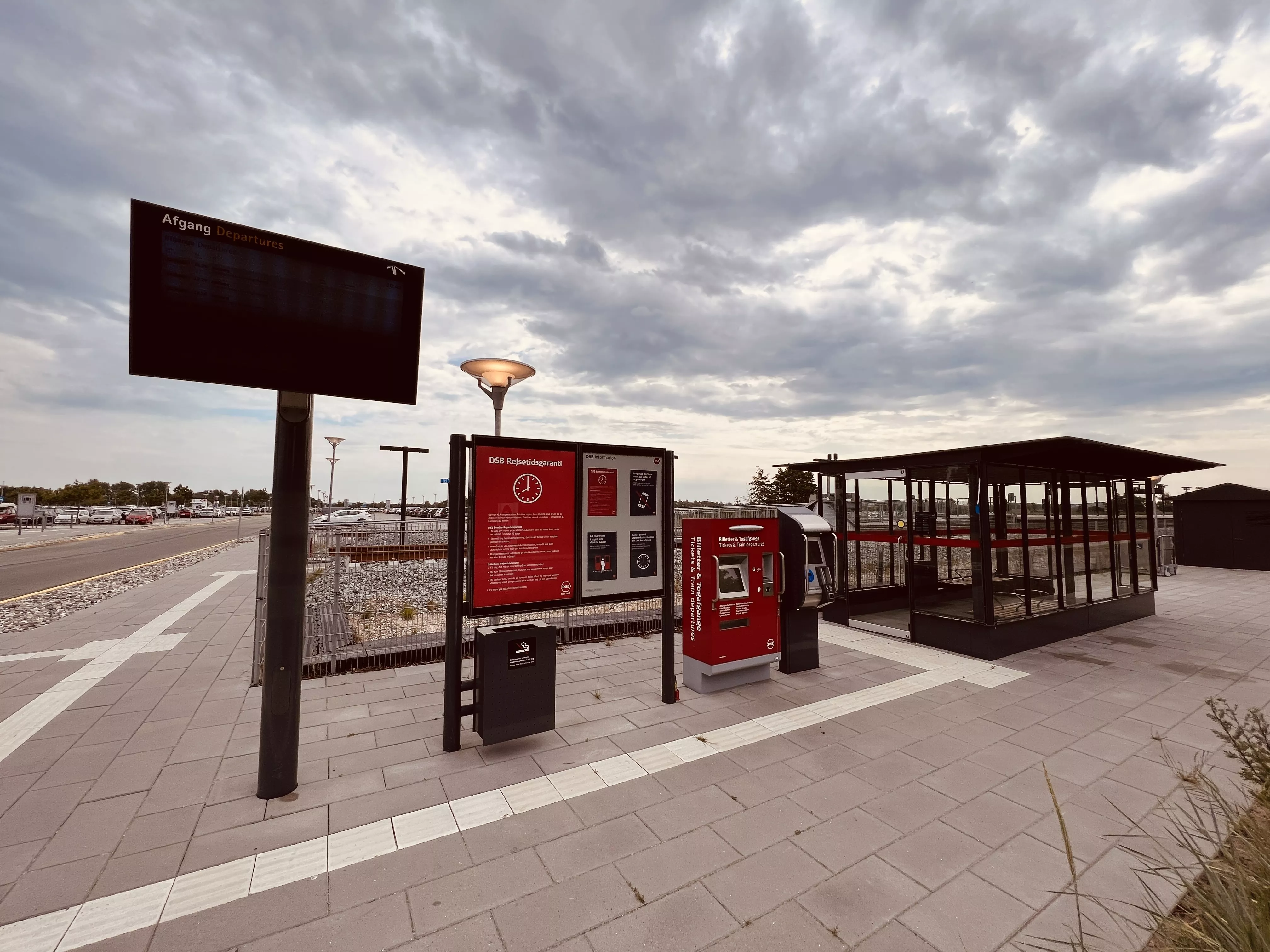 Billede af Aalborg Lufthavn Trinbræt. Billede af Aalborg Lufthavn Trinbræt.