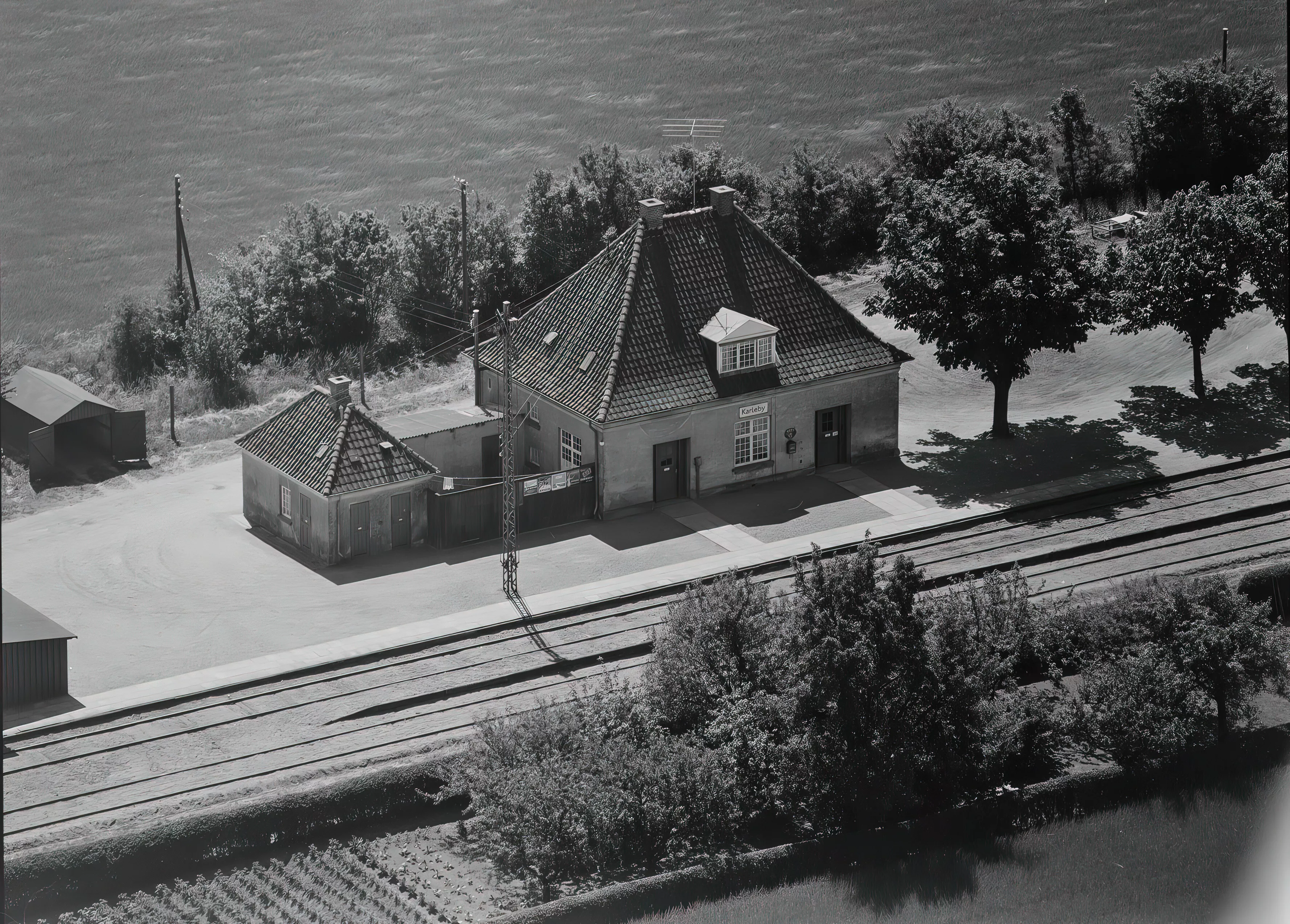 Billede af Karleby Station. Billede af Karleby Station.