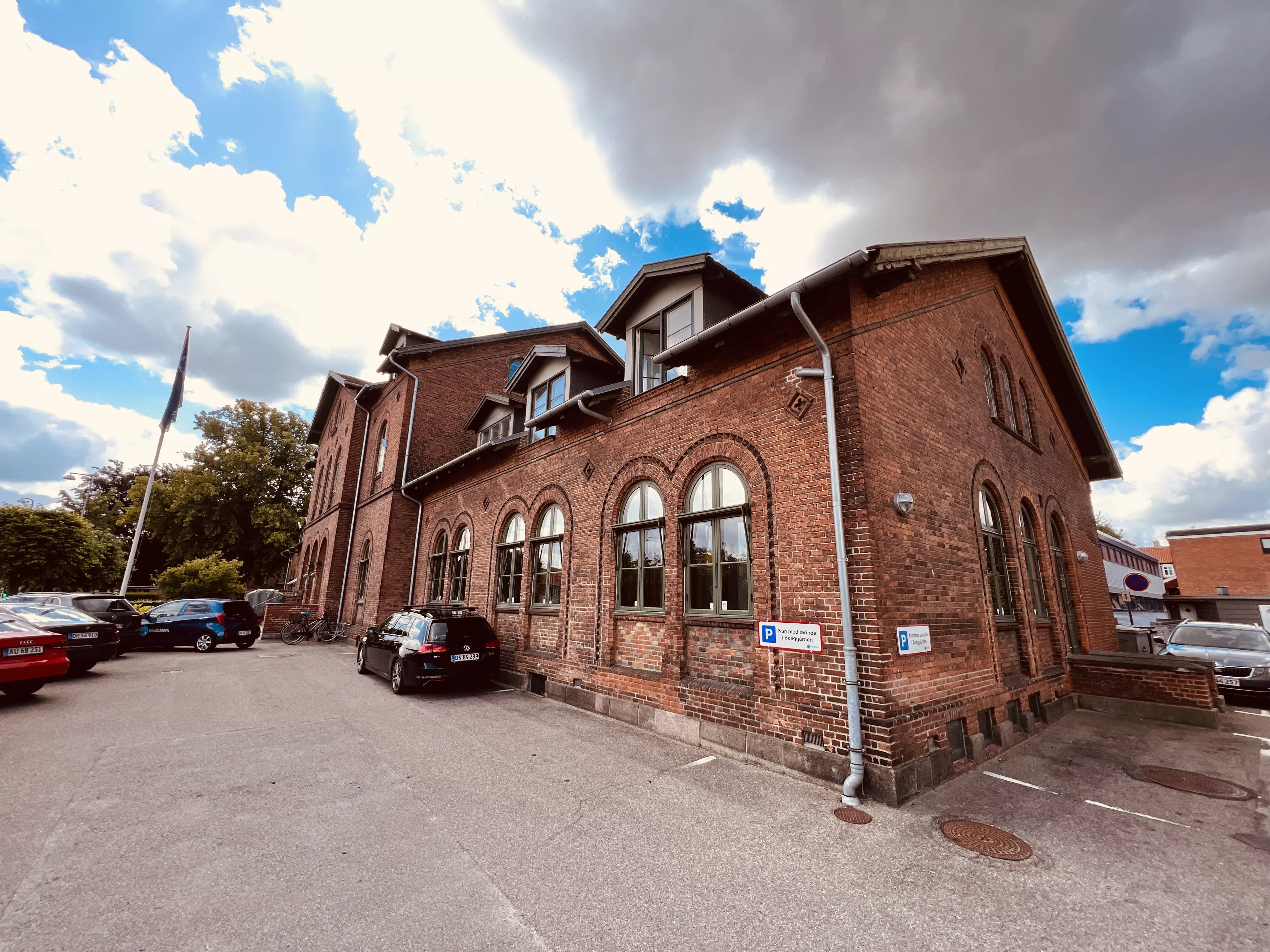 Billede af Helsingør Banegård. Billede af Helsingør Banegård.