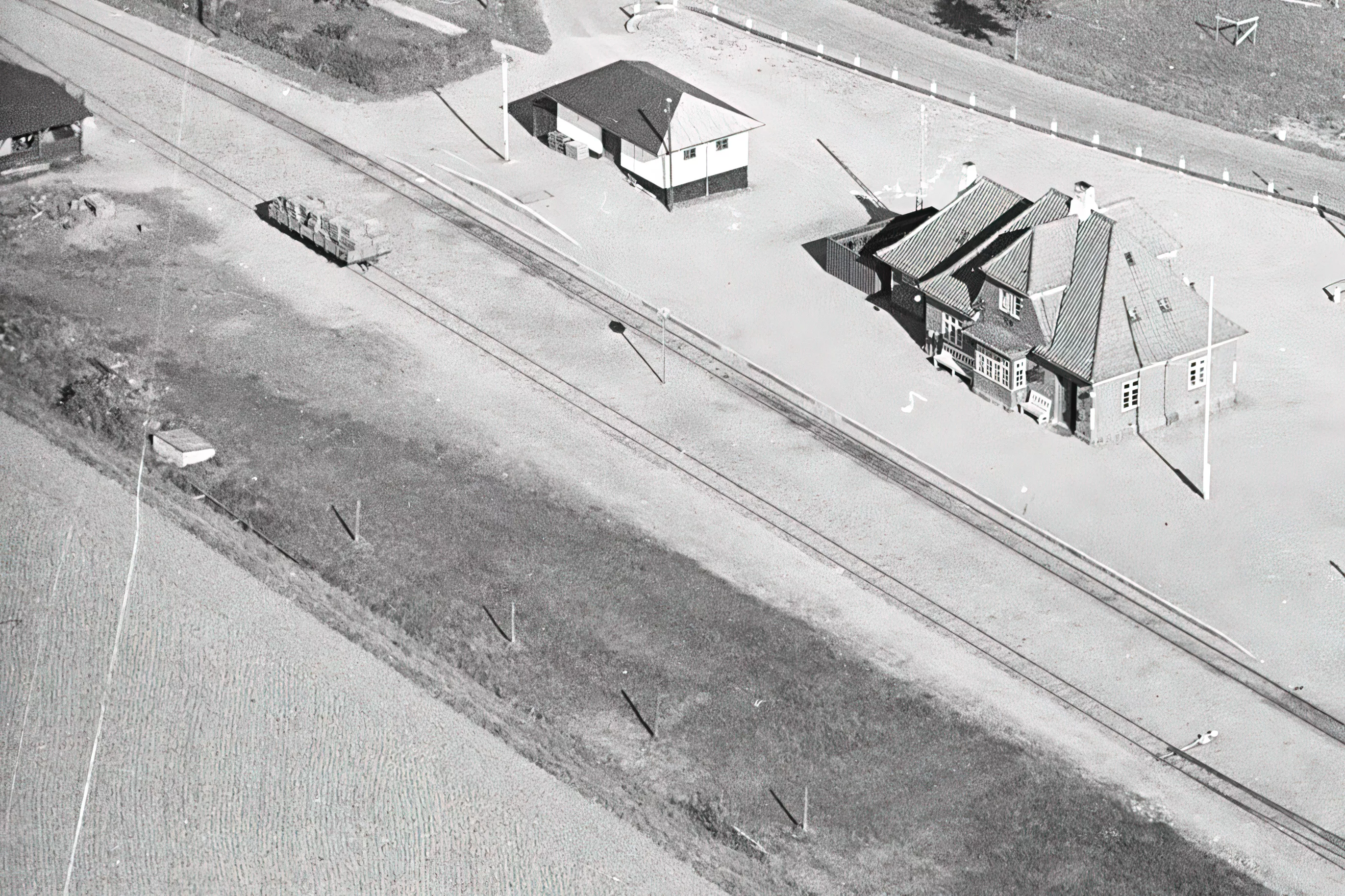 Billede af Rø Station. Billede af Rø Station.