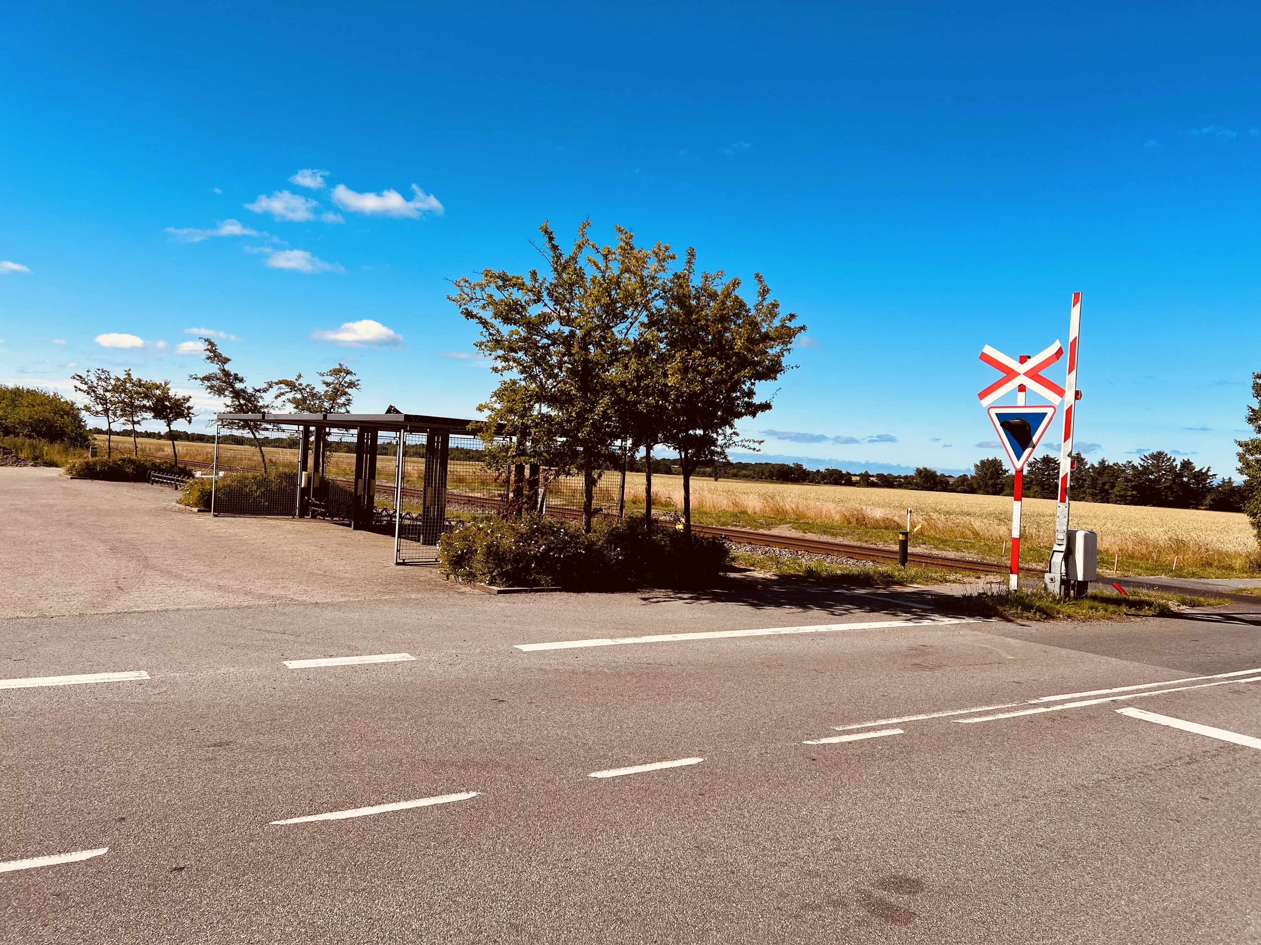 Billede af Sejstrup Billetsalgssted - Billetsalgssted er nedrevet, men Sejstrup Billetsalgssted har ligget her. Billede af Sejstrup Billetsalgssted - Billetsalgssted er nedrevet, men Sejstrup Billetsalgssted har ligget her.