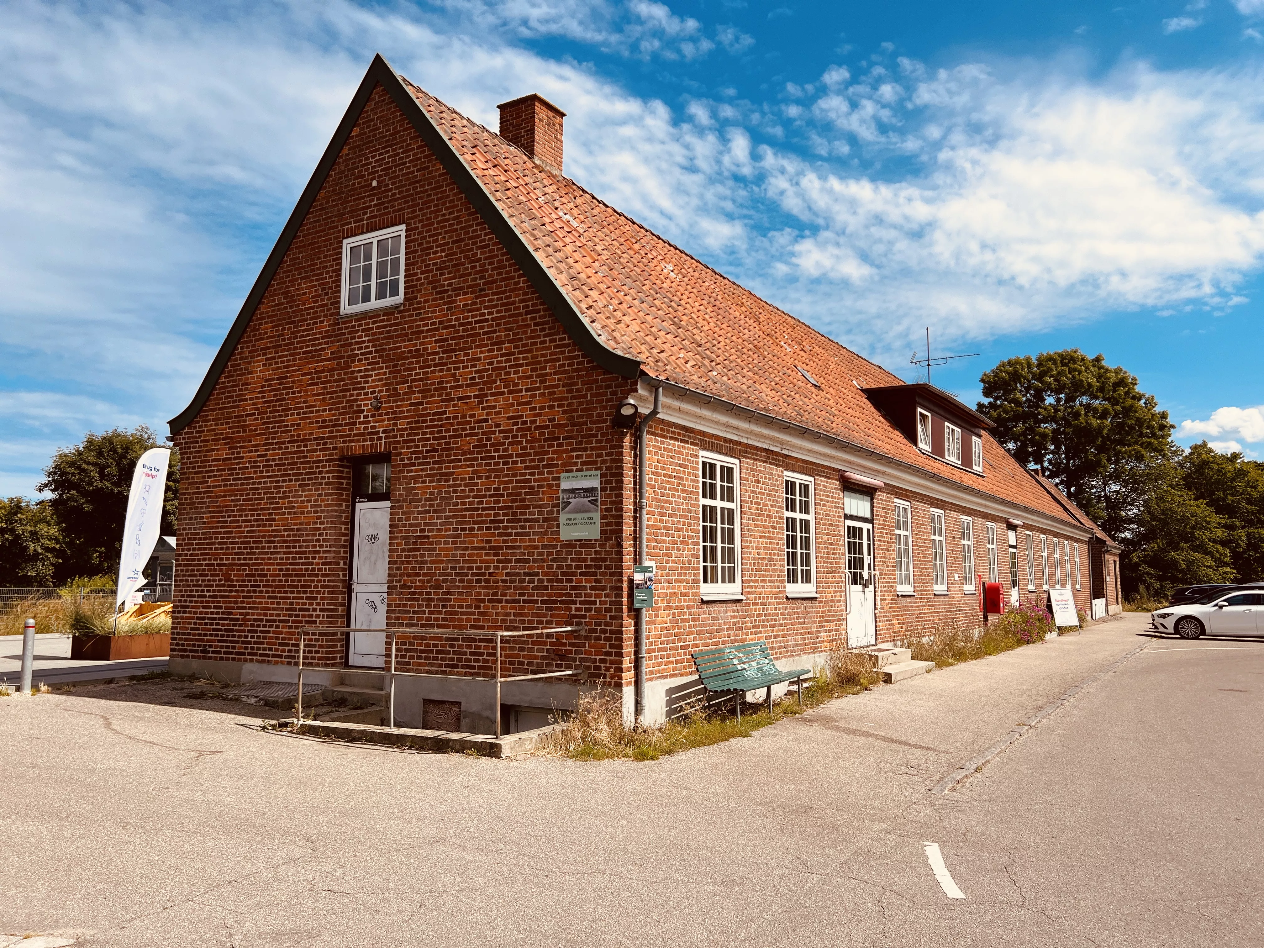 Billede af Tisvildeleje Station.