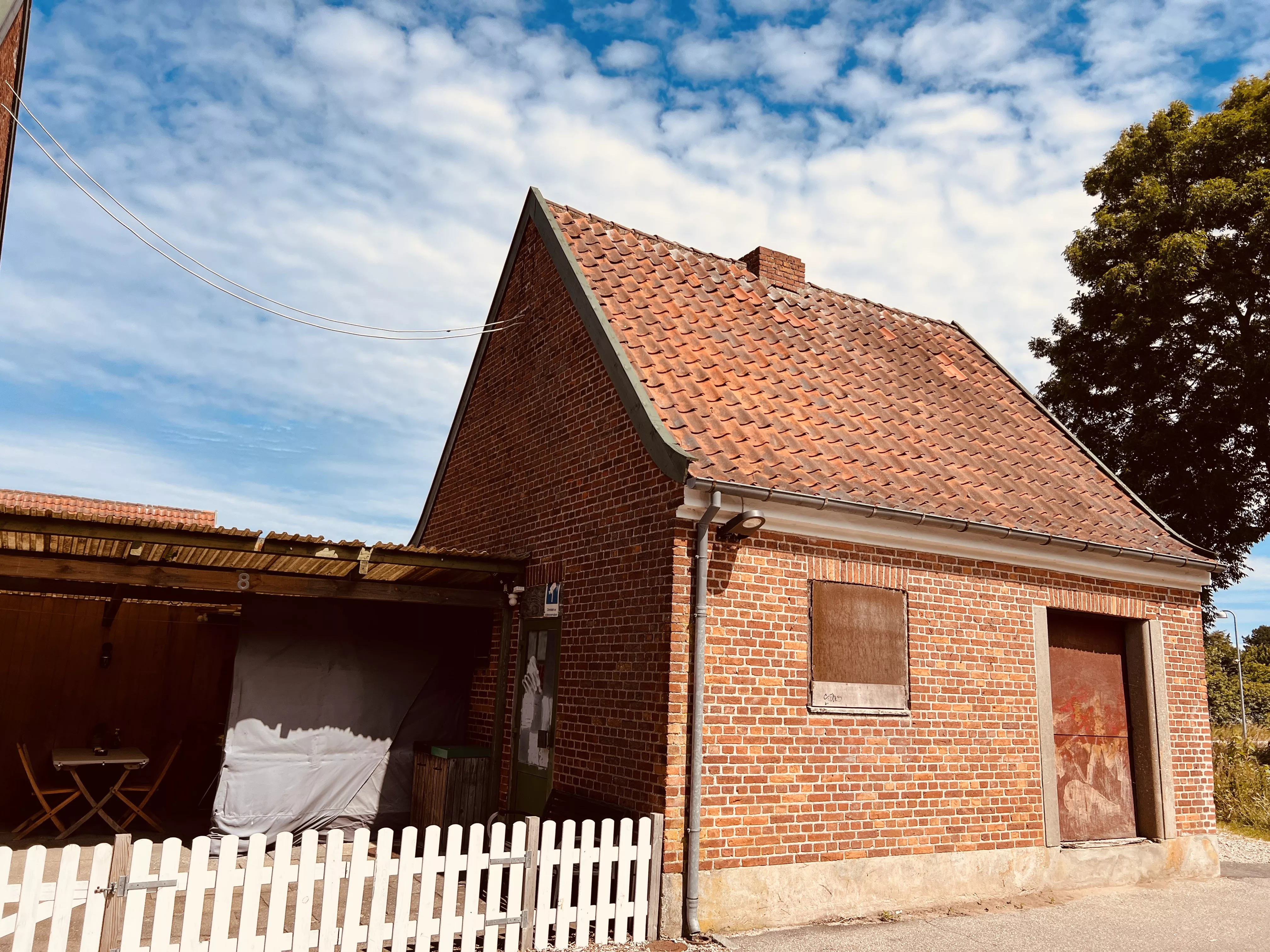 Billede af Tisvildeleje Stations retirade. Billede af Tisvildeleje Stations retirade.
