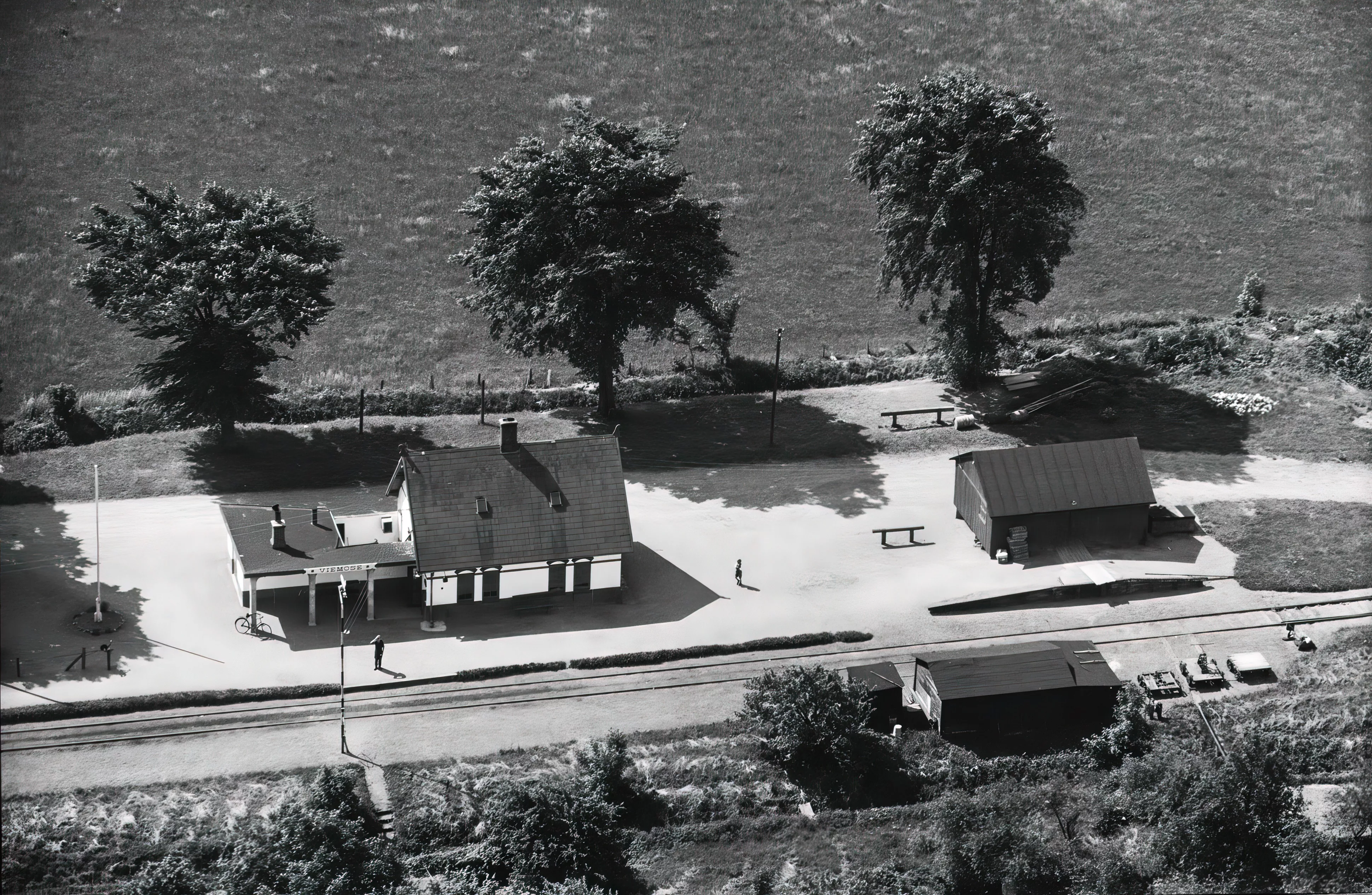 Billede af Viemose Station. Billede af Viemose Station.