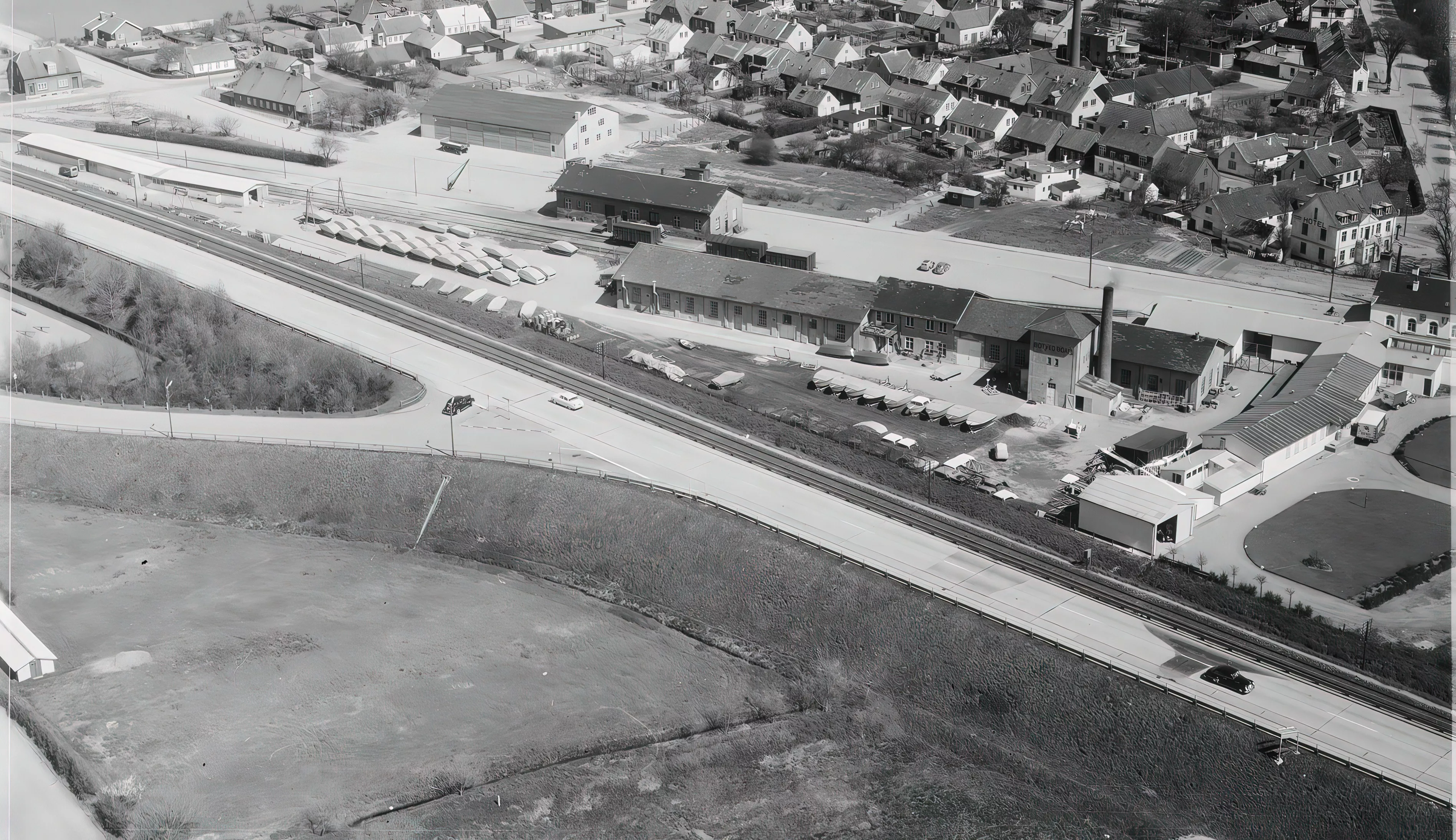 Billede af Masnedsund Stations remise og varehuse.