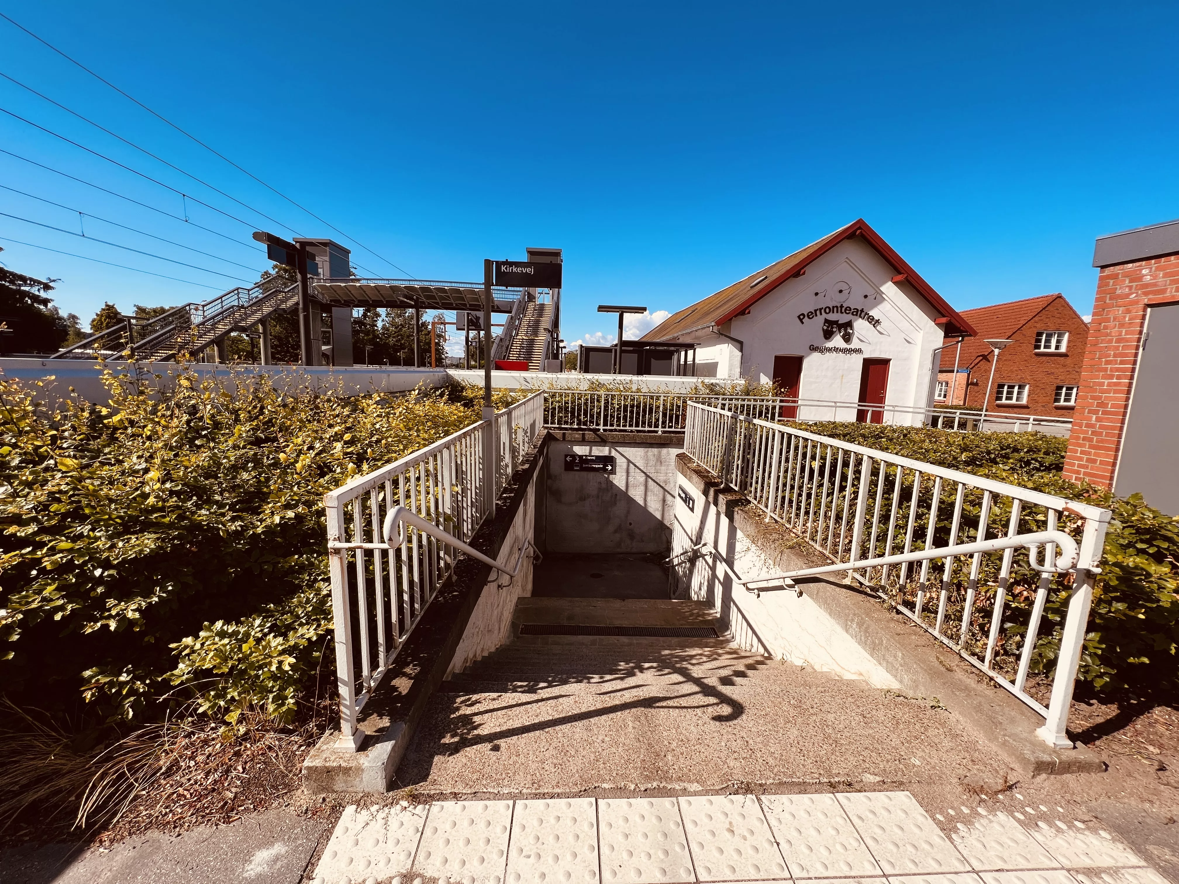 Billede af Eskilstrup Stations varehus.