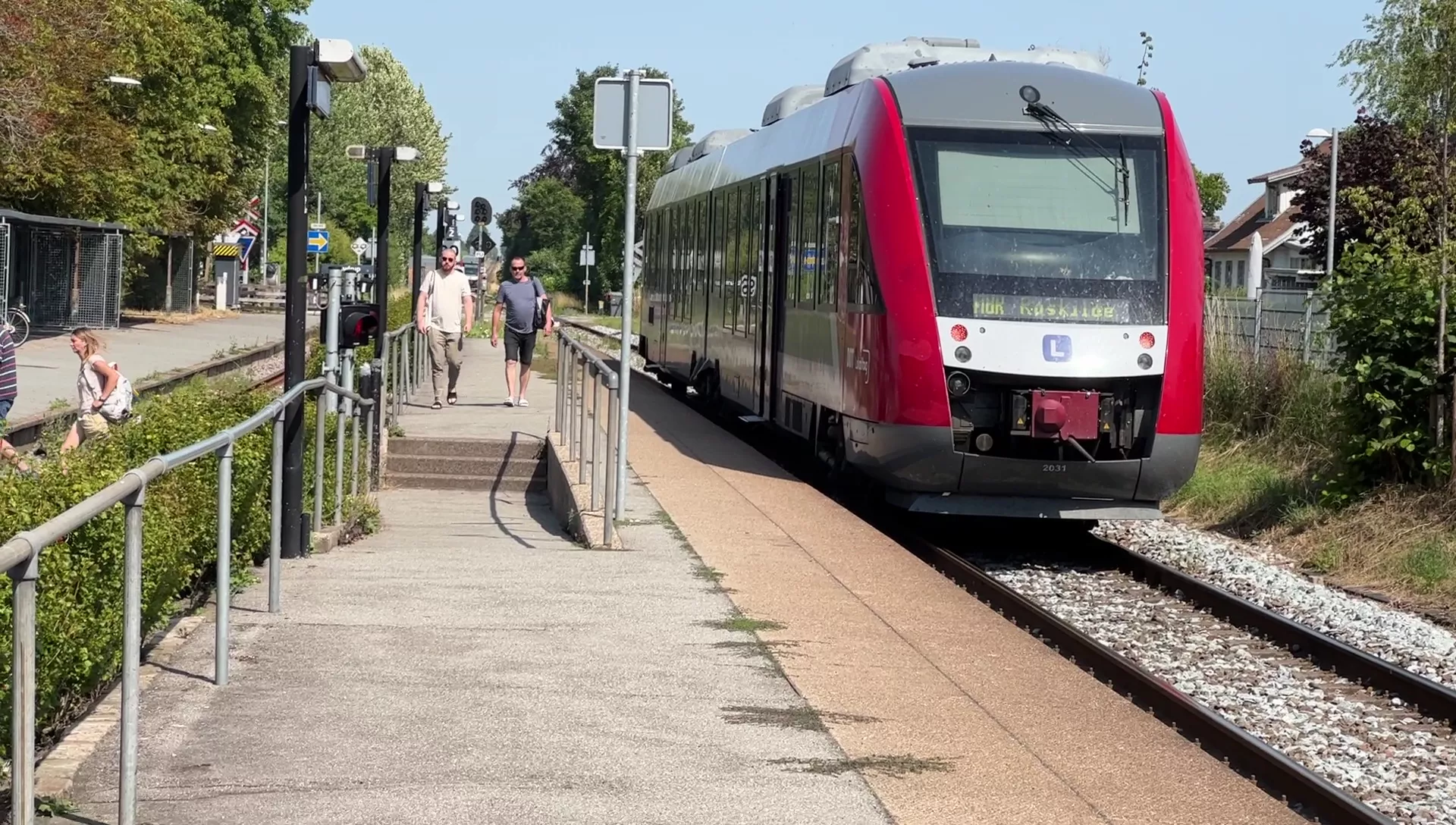 Billede af tog ud for Havdrup Station. Billede af tog ud for Havdrup Station.