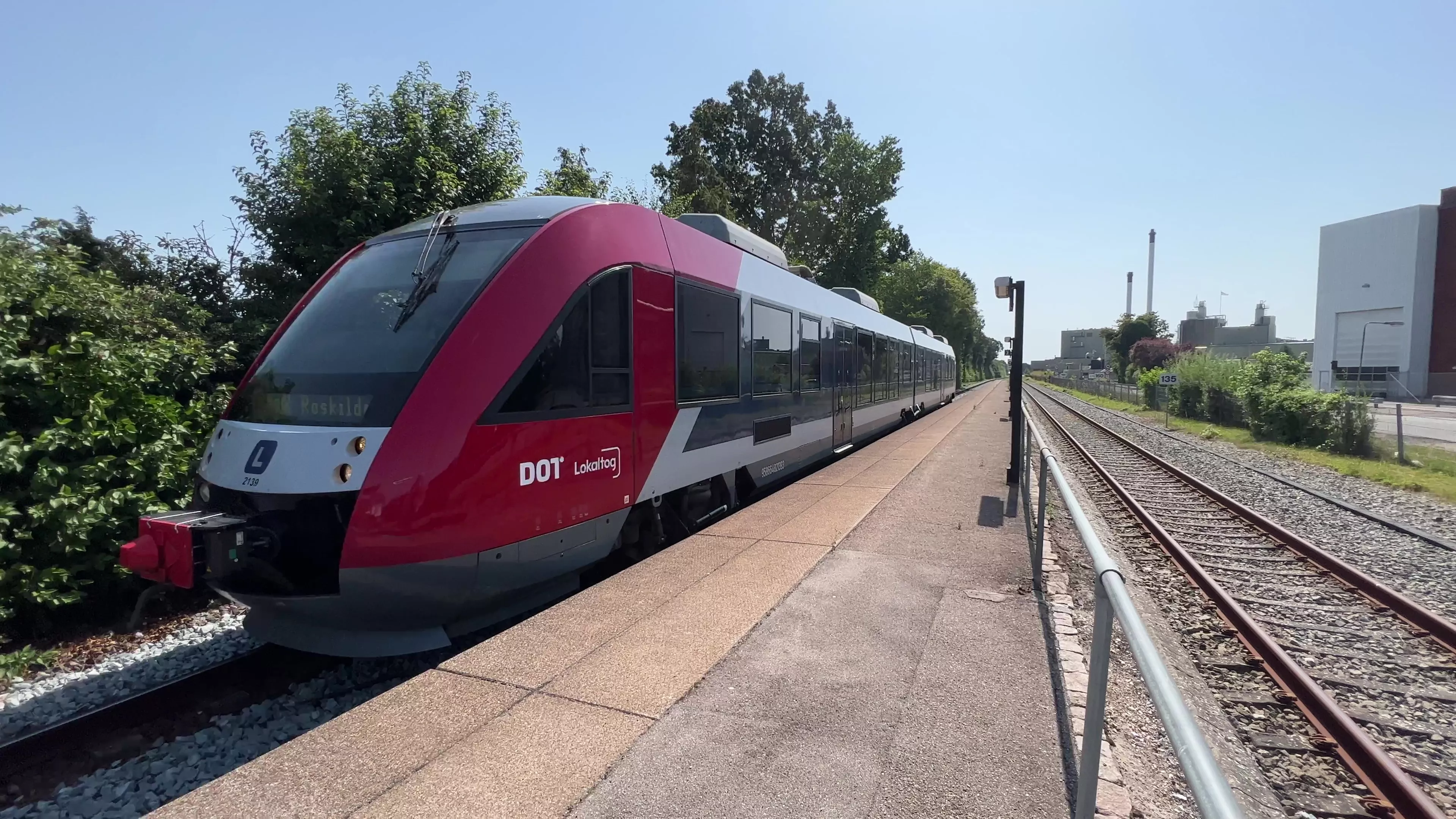 Billede af LT 2039-2139, tidligere RTOG 2039-2139 fotograferet ud for Lille Skensved Station. Billede af LT 2039-2139, tidligere RTOG 2039-2139 fotograferet ud for Lille Skensved Station.