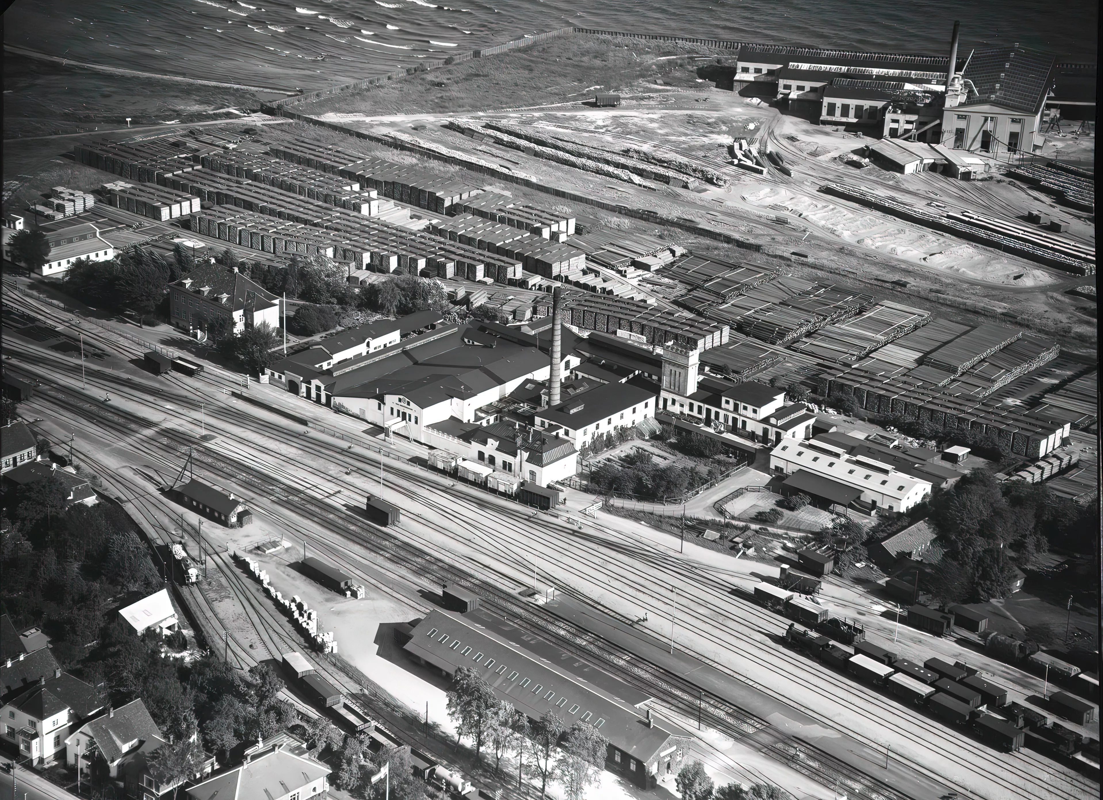 Billede af Køge Stations varehus. Billede af Køge Stations varehus.