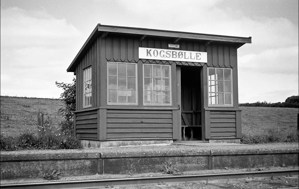 Billede af Kogsbølle Trinbræt. Billede af Kogsbølle Trinbræt.