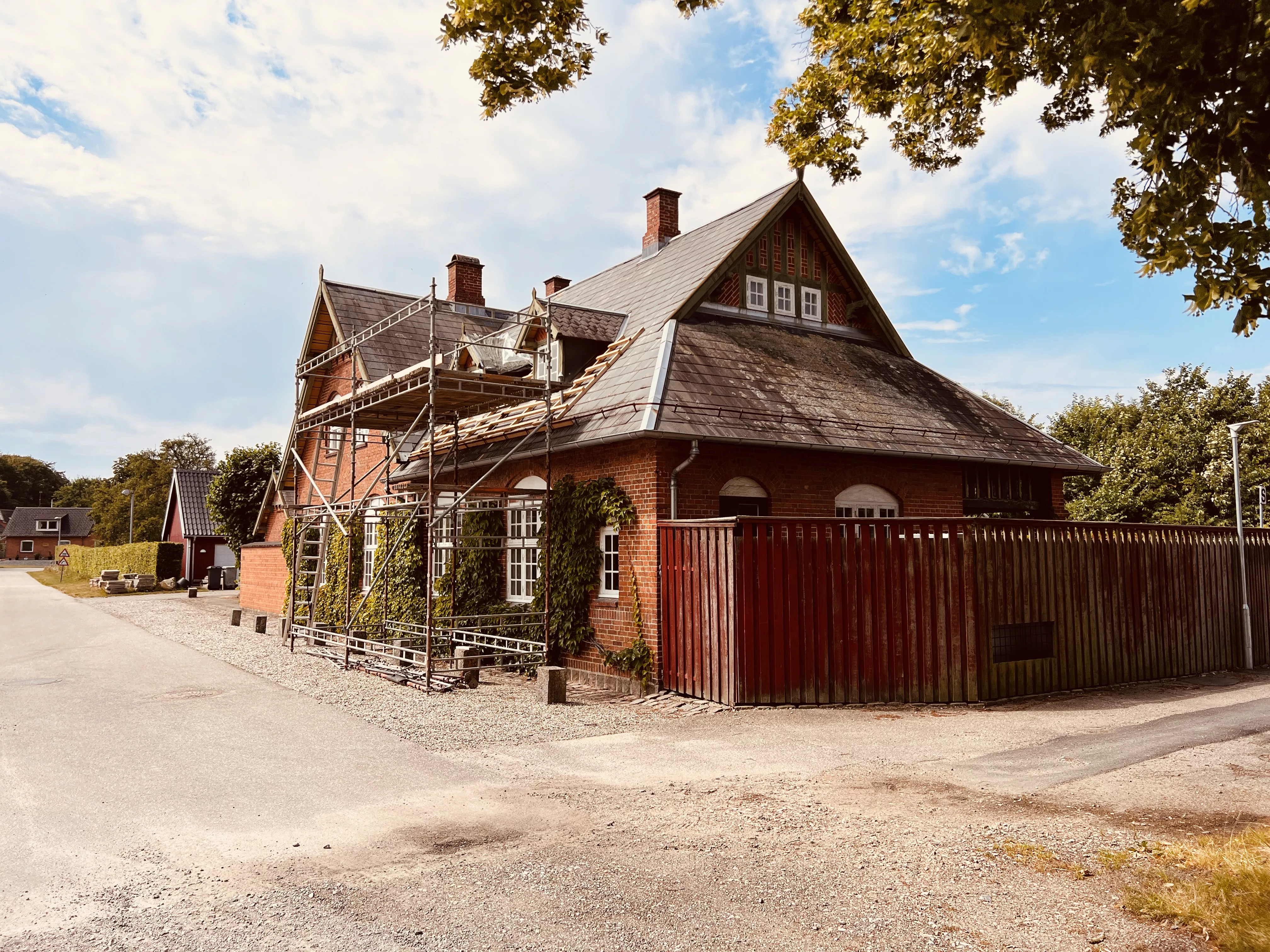 Billede af Vedde Station.