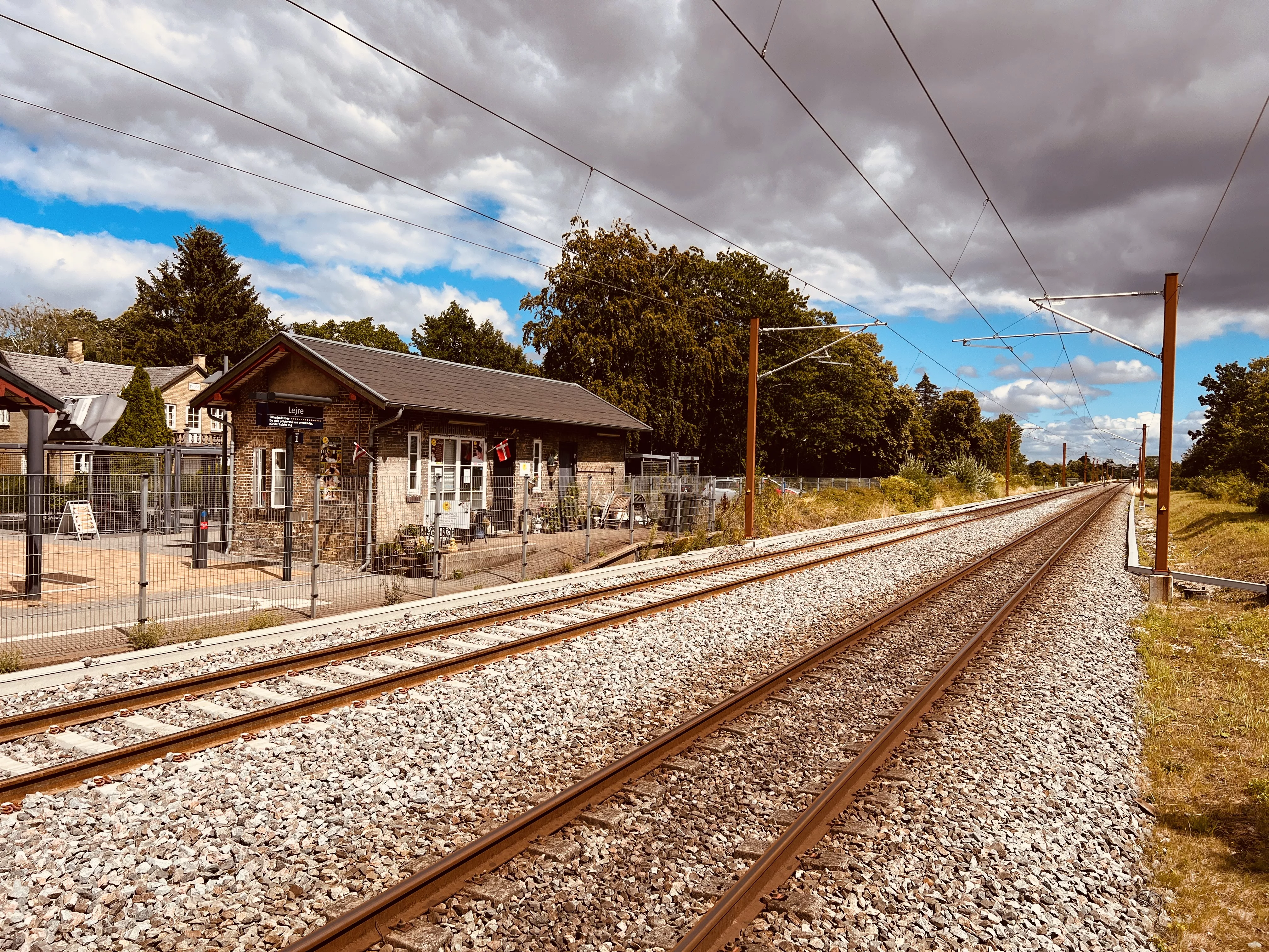 Billede af Lejre Stations lille varehus. Billede af Lejre Stations lille varehus.