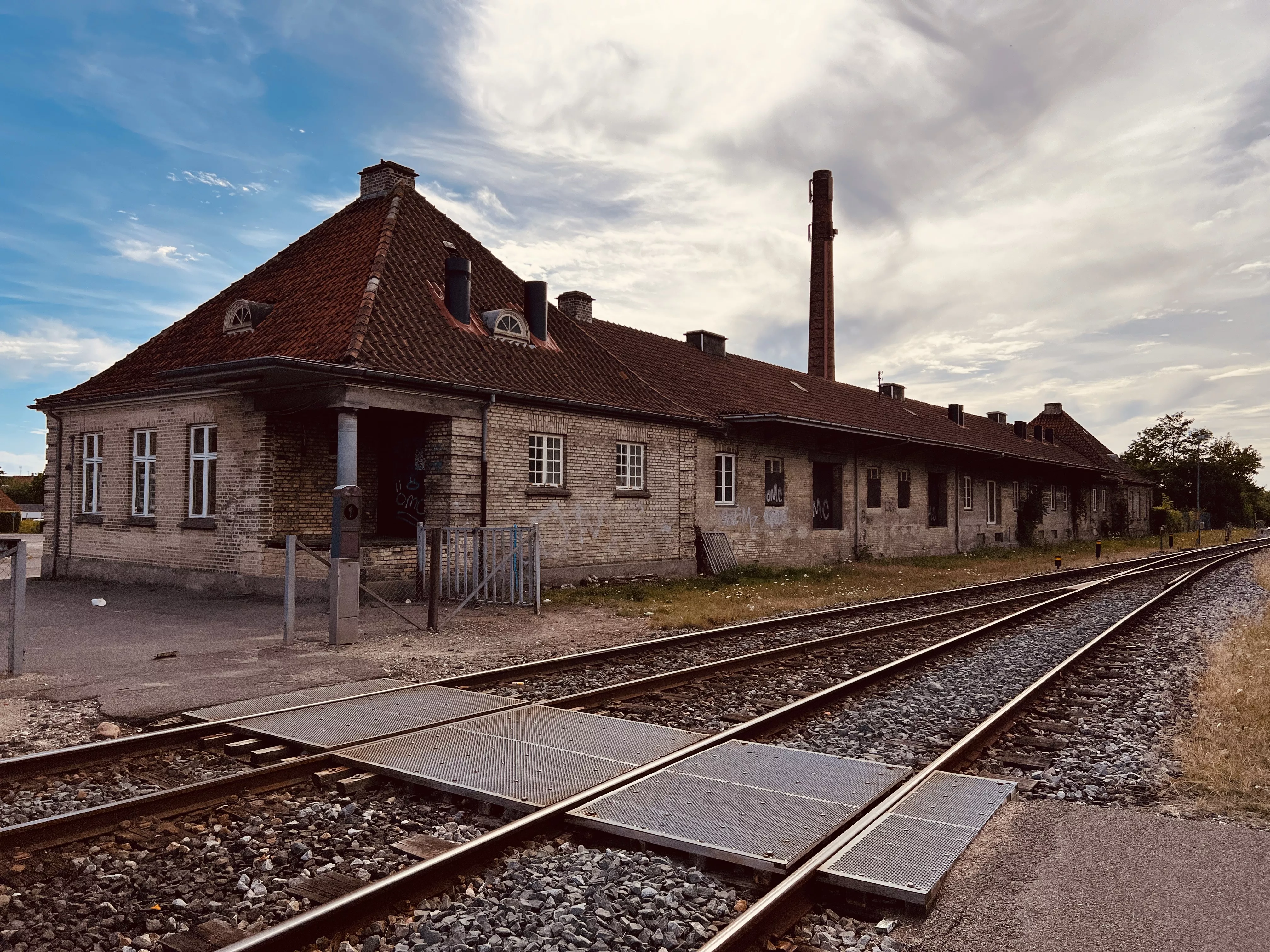 Billede af Maribo Stations varehus. Billede af Maribo Stations varehus.