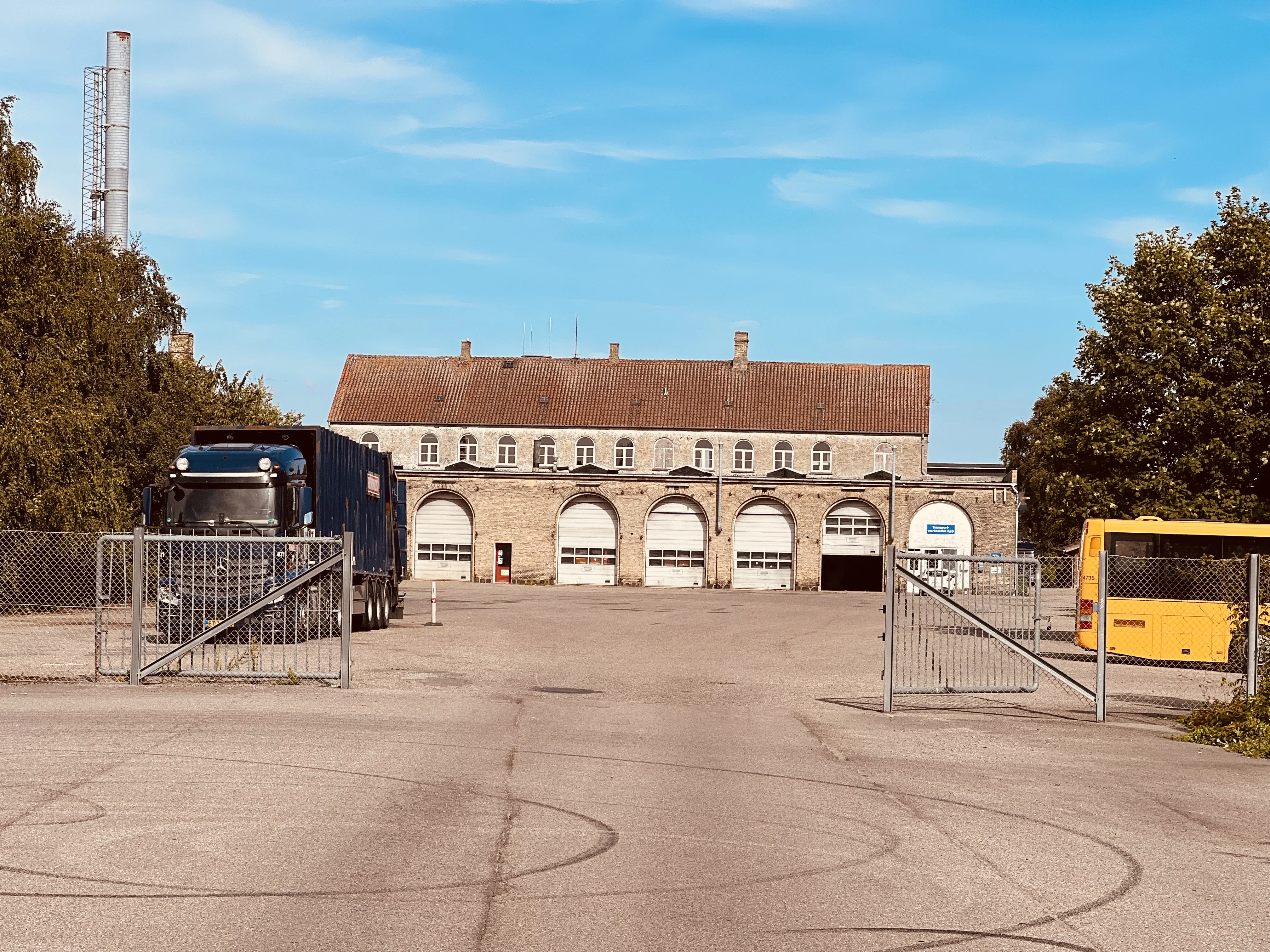 Billede af Maribo Stations remise. Billede af Maribo Stations remise.