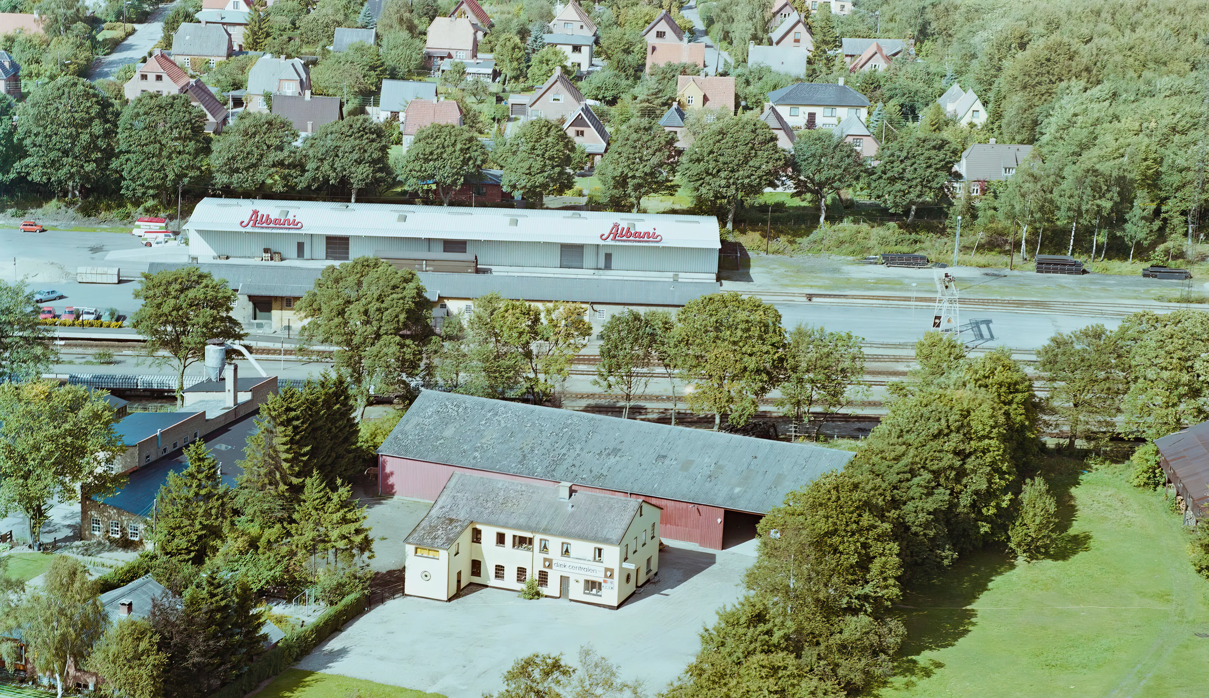 Billede af Sorø Stations varehus. Billede af Sorø Stations varehus.