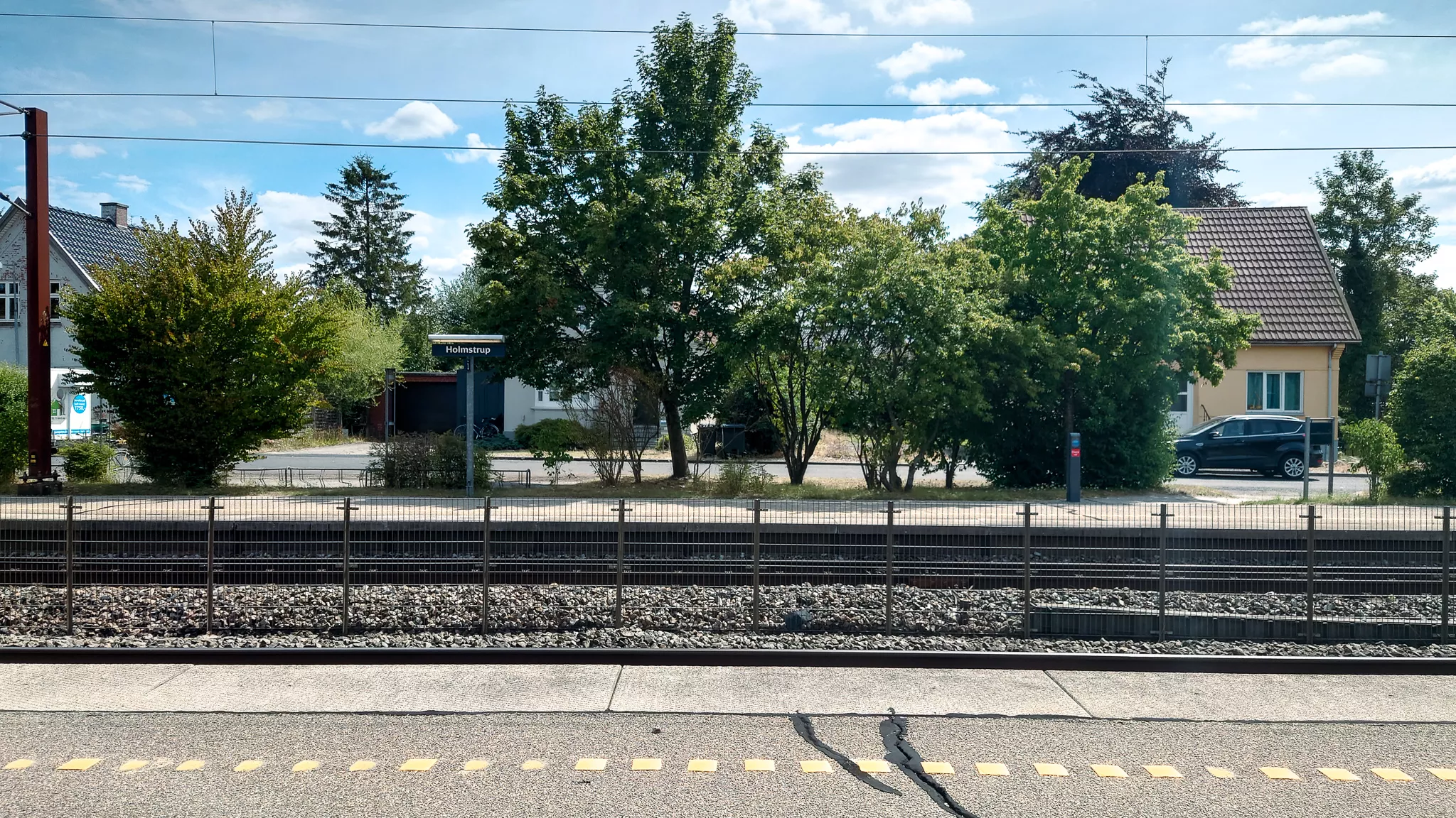 Billede af Holmstrup Trinbræt. Billede af Holmstrup Trinbræt.