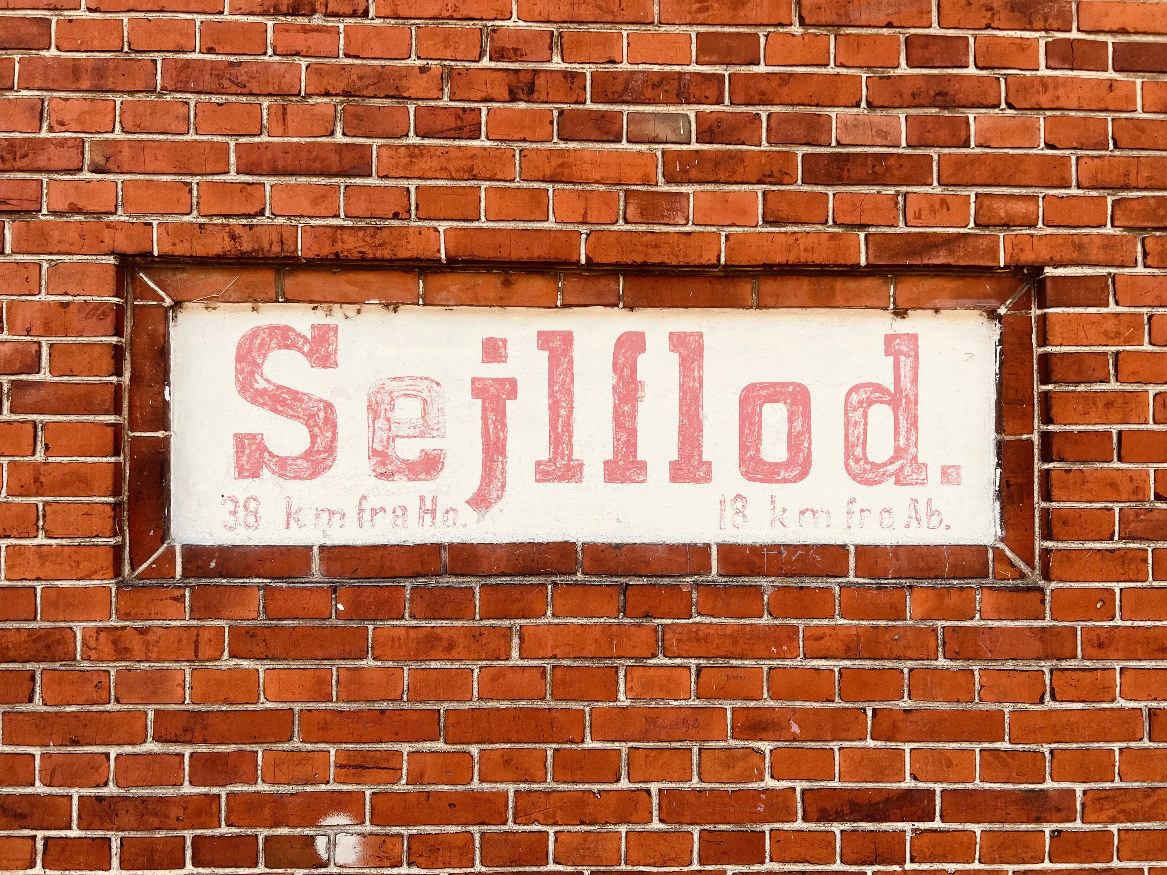 Billede af Sejlflod Station. Billede af Sejlflod Station.