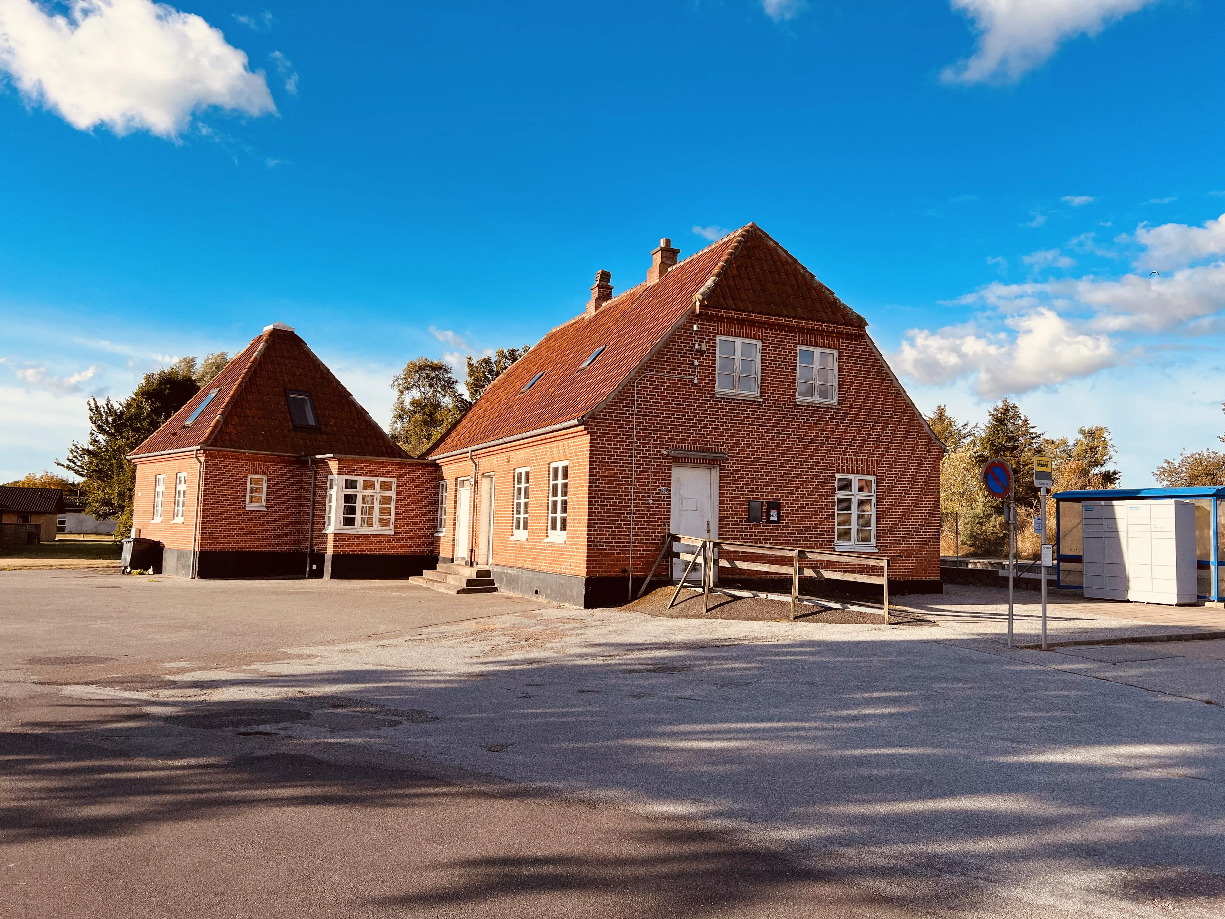 Billede af Ålbæk Station.