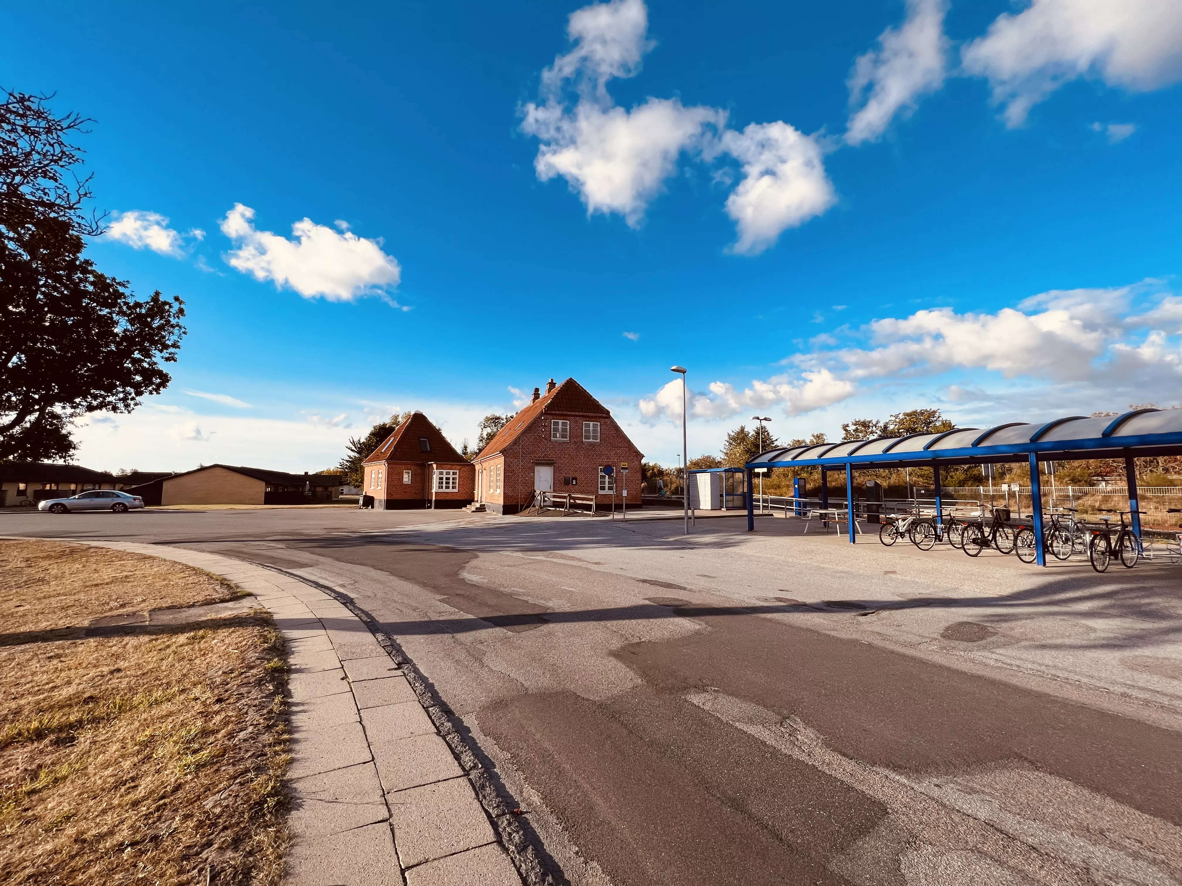 Billede af Ålbæk Station. Billede af Ålbæk Station.