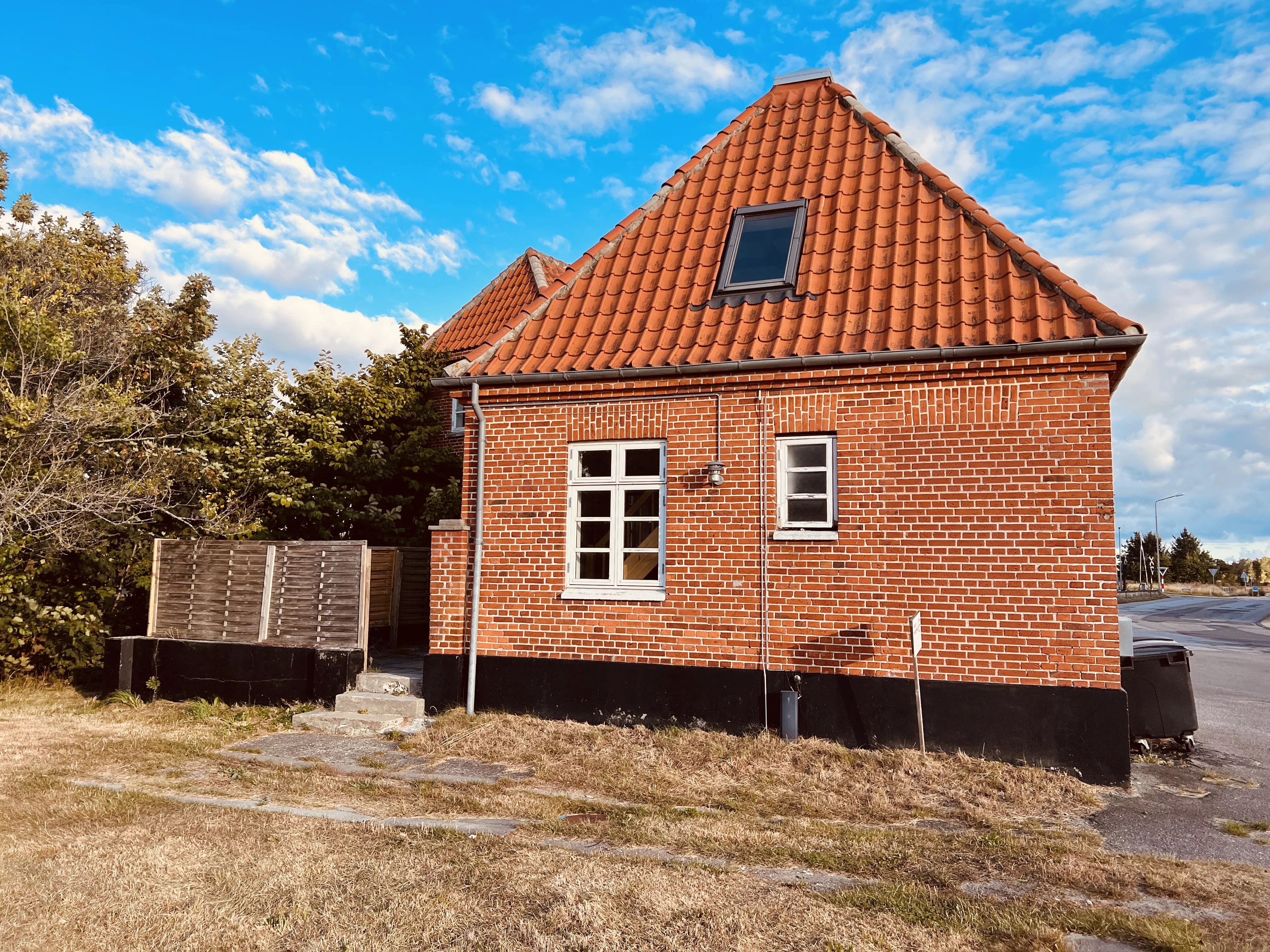 Billede af Ålbæk Station. Billede af Ålbæk Station.