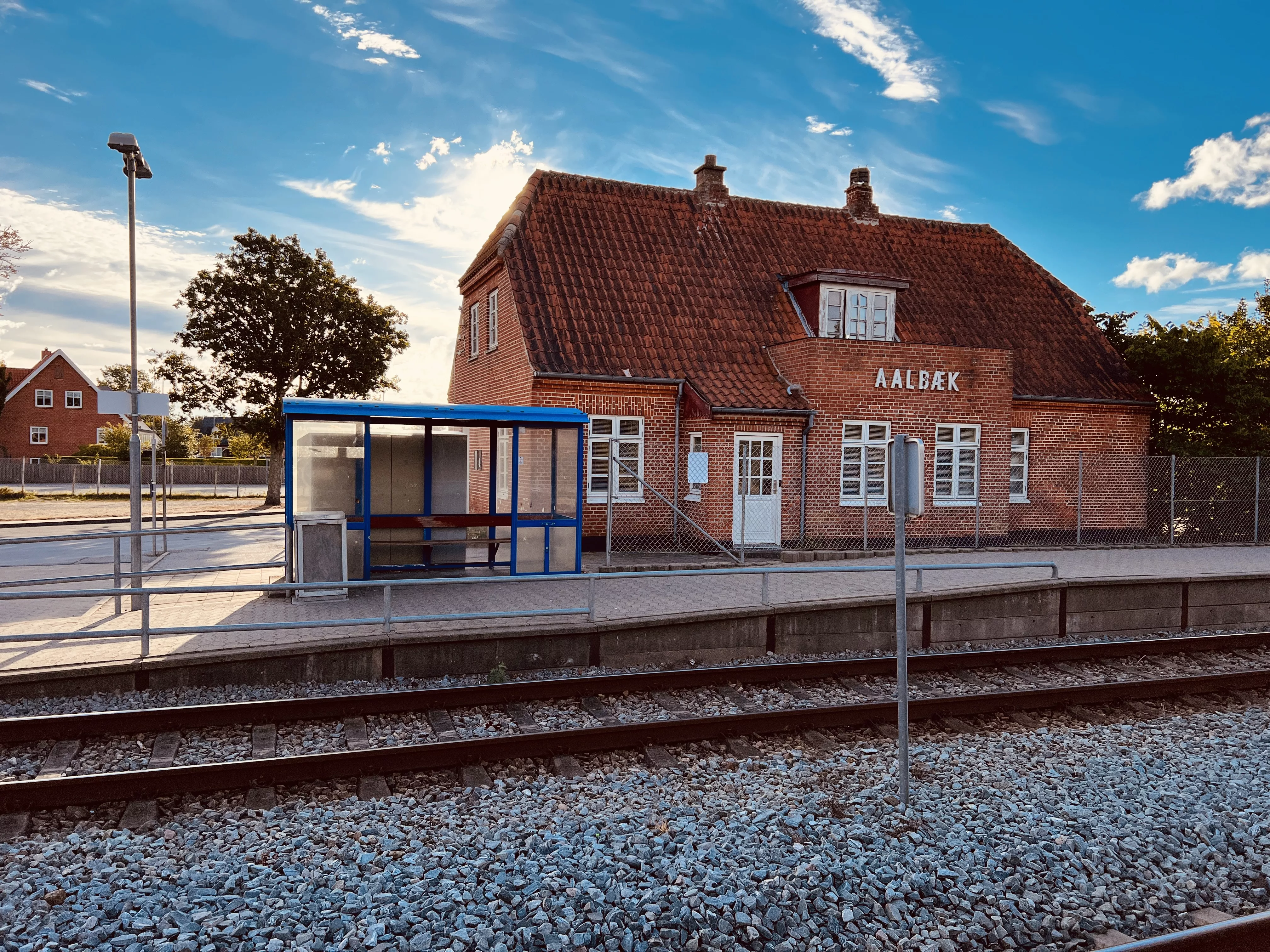 Billede af Ålbæk Station. Billede af Ålbæk Station.