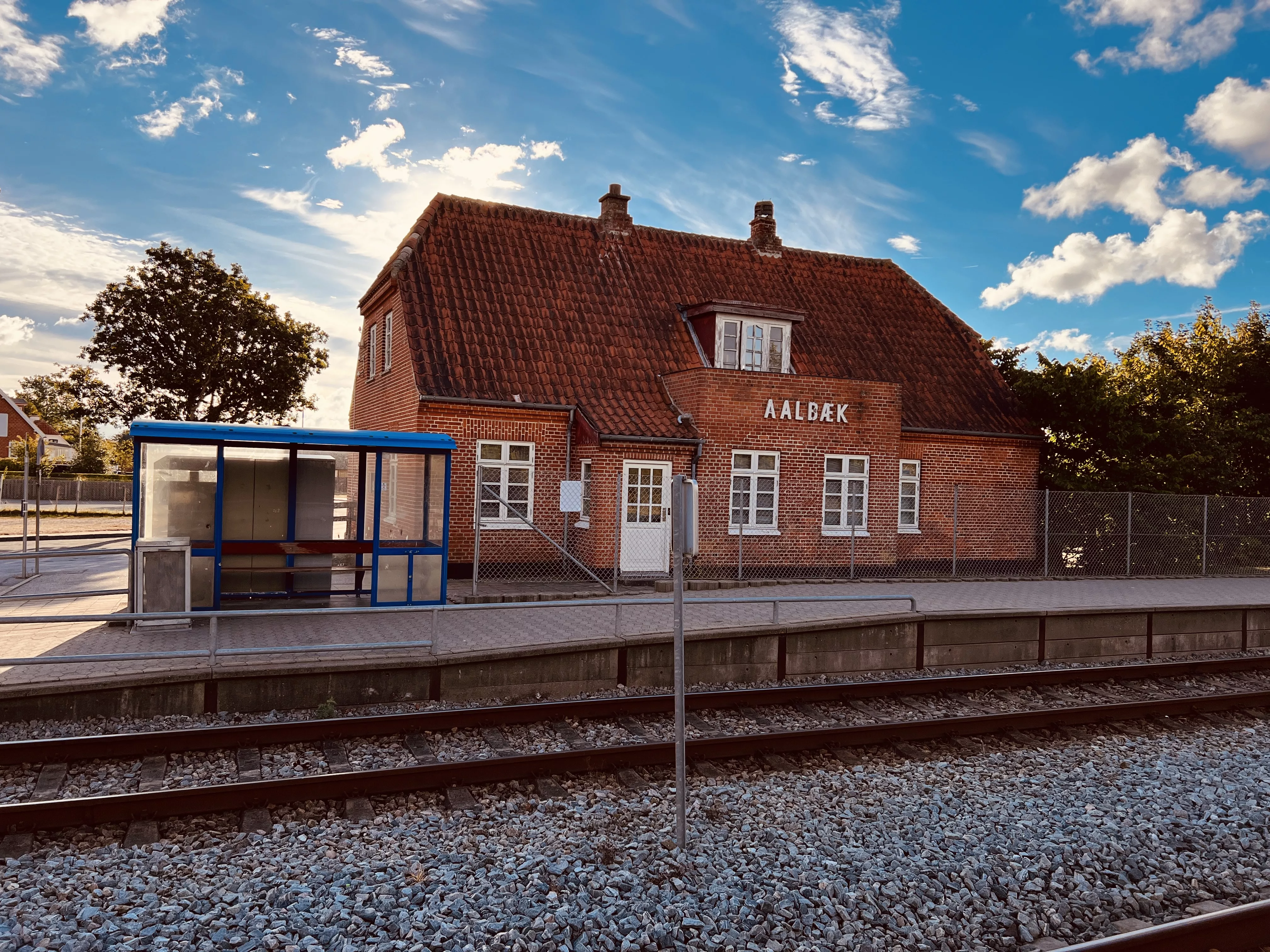 Billede af Ålbæk Station. Billede af Ålbæk Station.