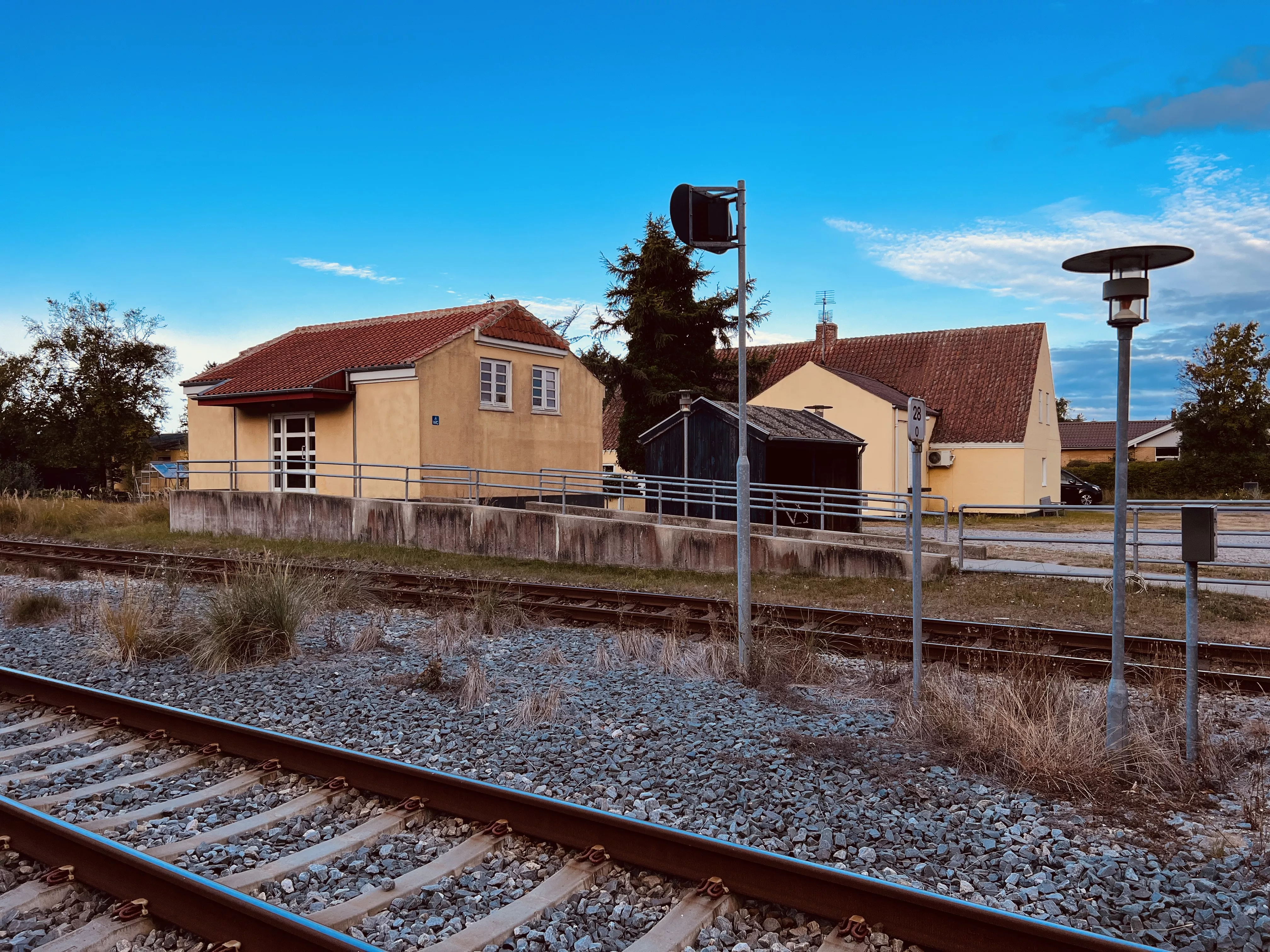 Billede af Hulsig Stations varehus. Billede af Hulsig Stations varehus.