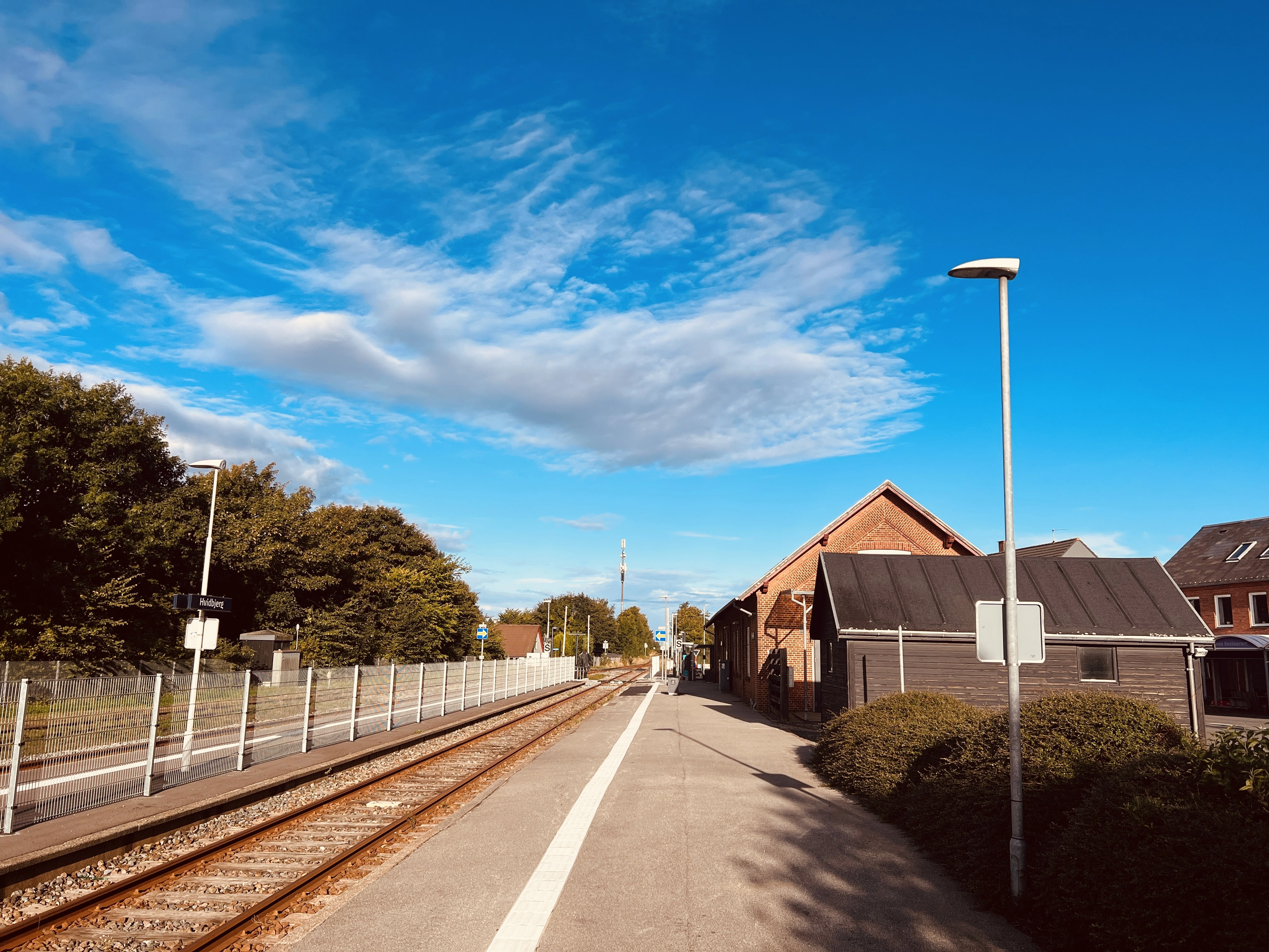Billede af Hvidbjerg Trinbræt. Billede af Hvidbjerg Trinbræt.