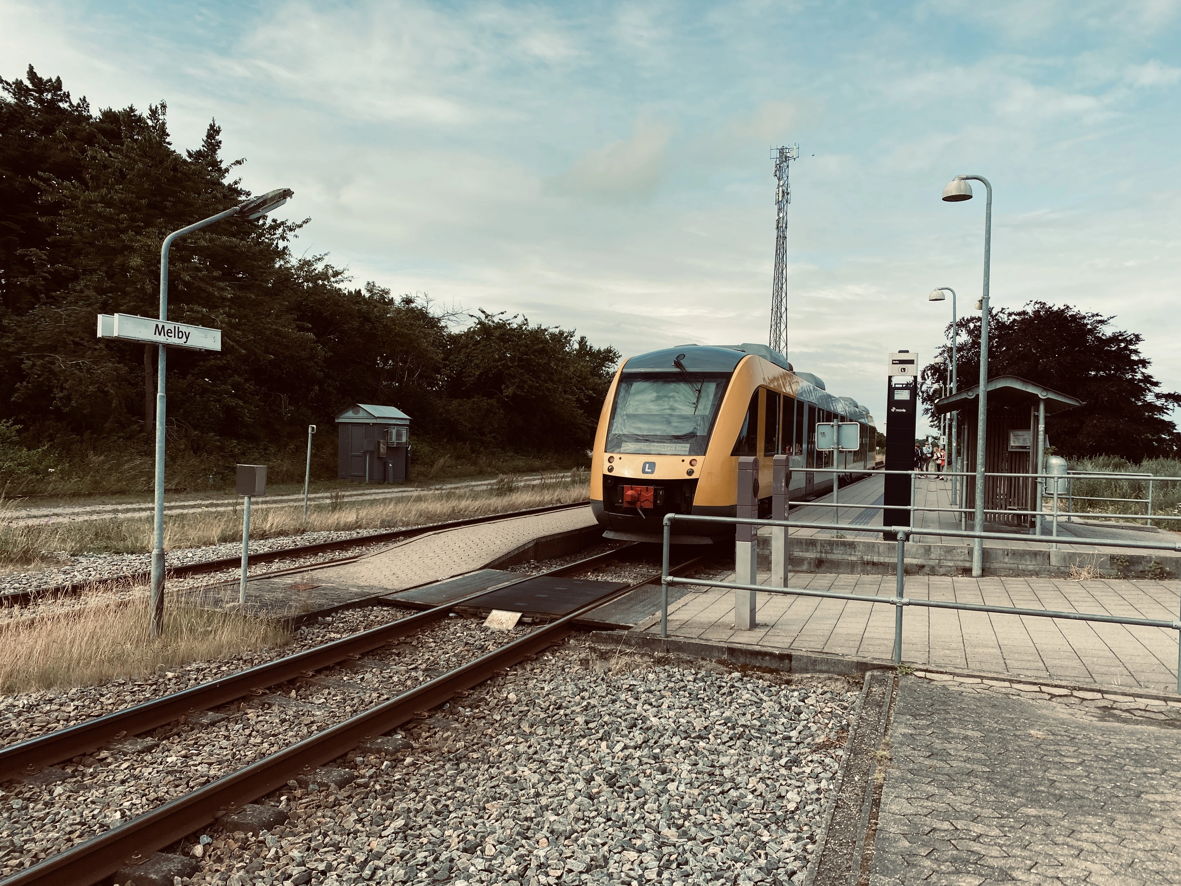 Billede af Melby Station - Station er nedrevet, men Melby Station har ligget her. Billede af Melby Station - Station er nedrevet, men Melby Station har ligget her.