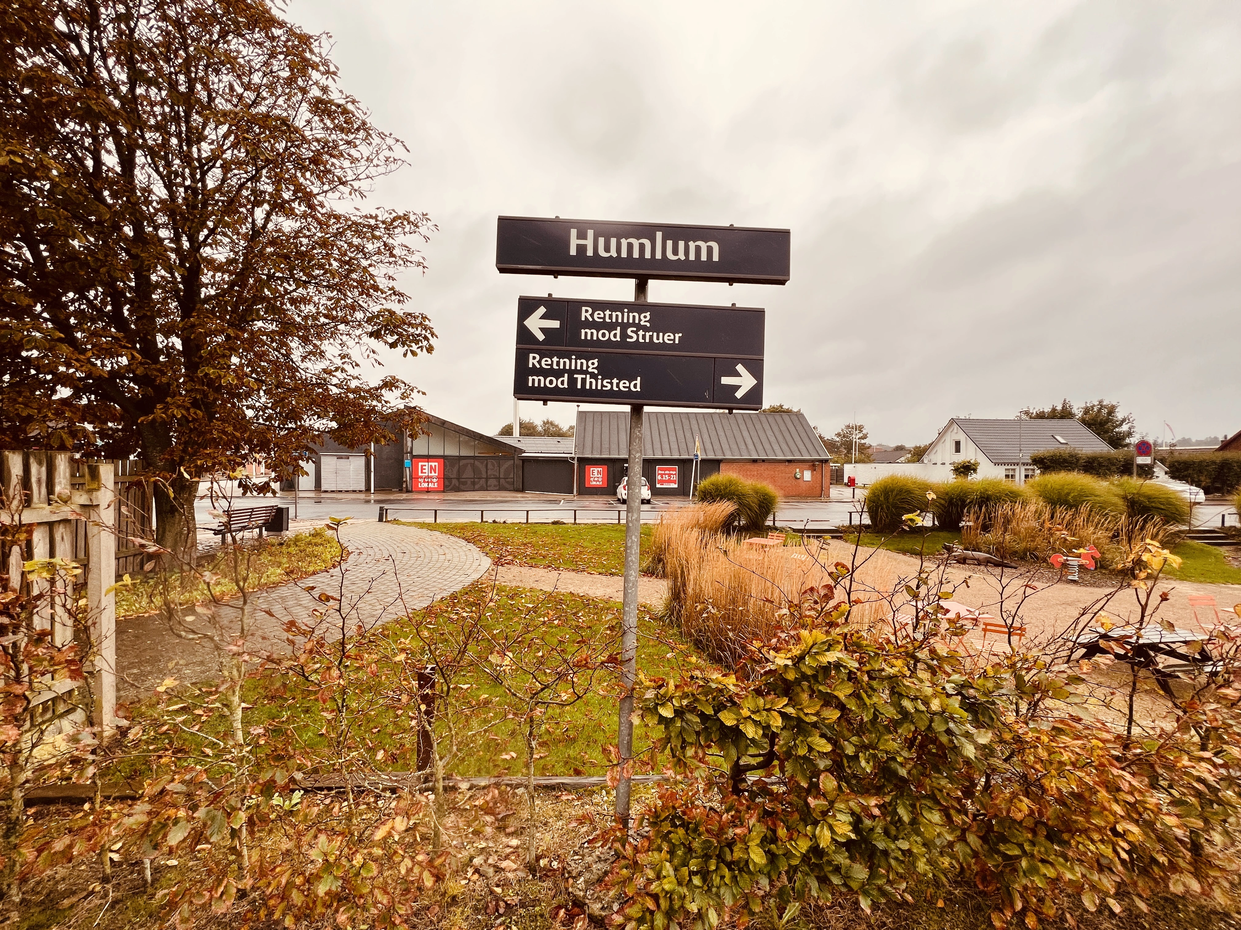 Billede af Humlum Trinbræt. Billede af Humlum Trinbræt.