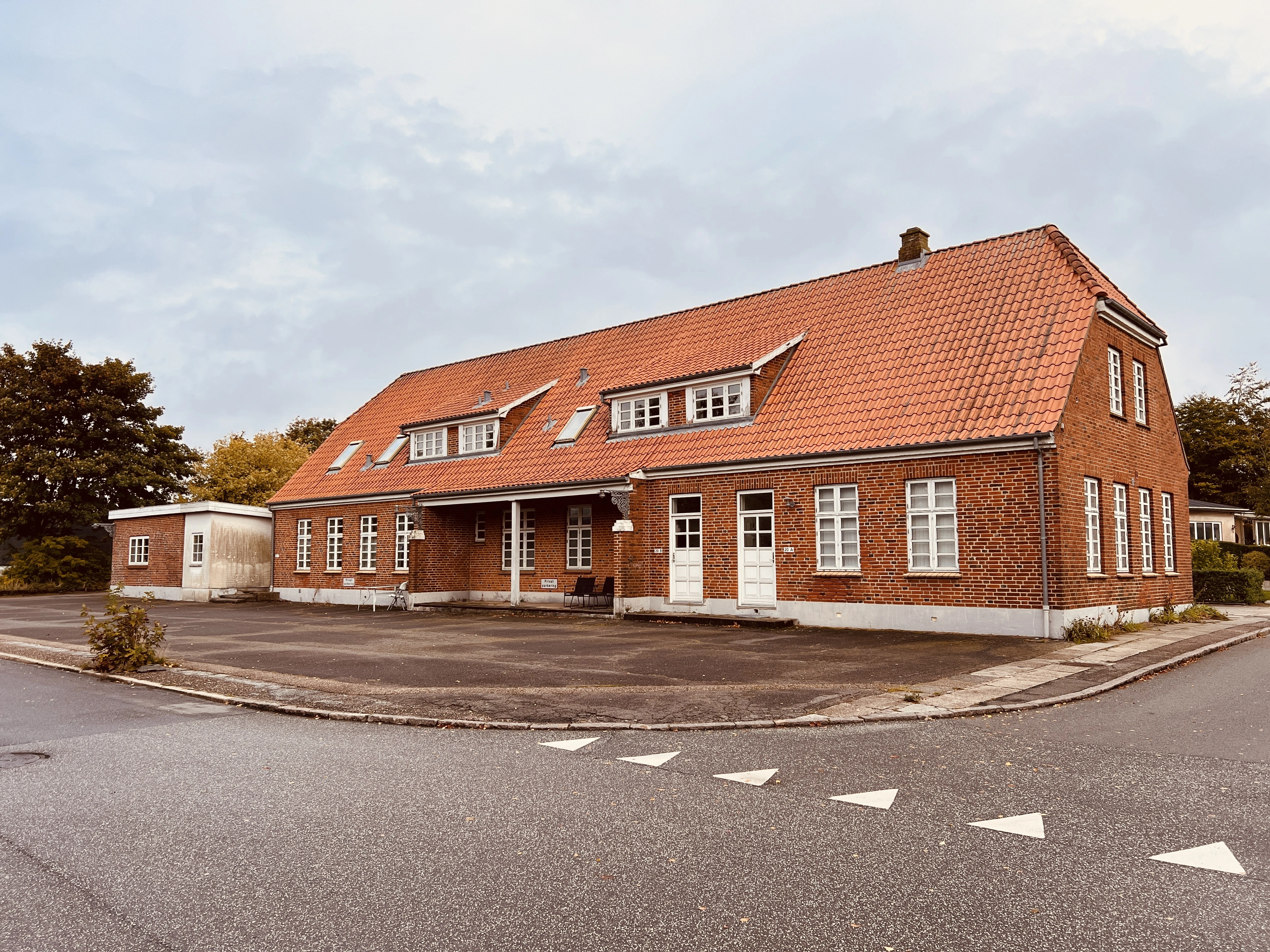 Billede af Holstebro Sydbanegård.