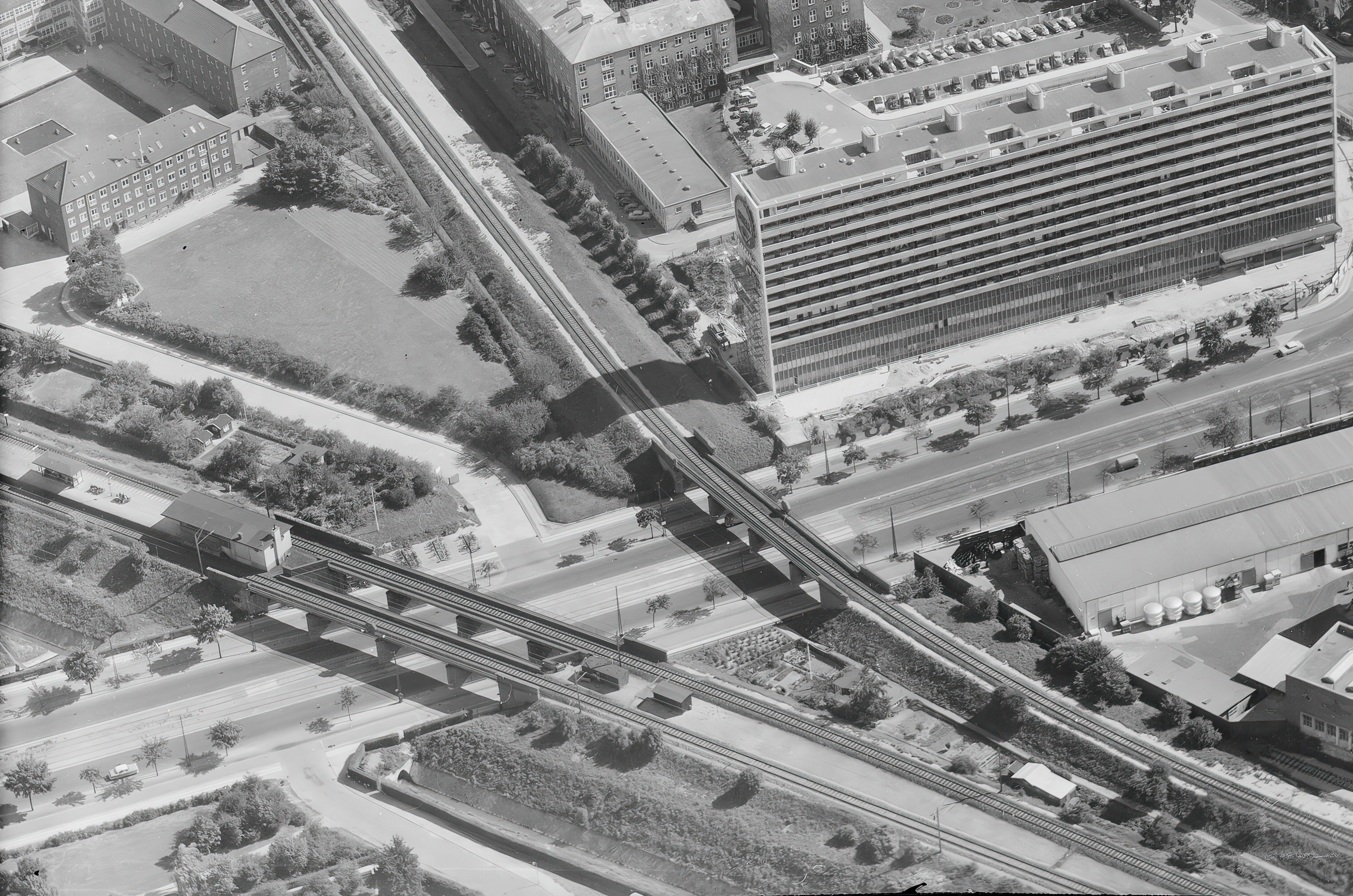Billede af Lyngbyvejen S-togsstation. Billede af Lyngbyvejen S-togsstation.