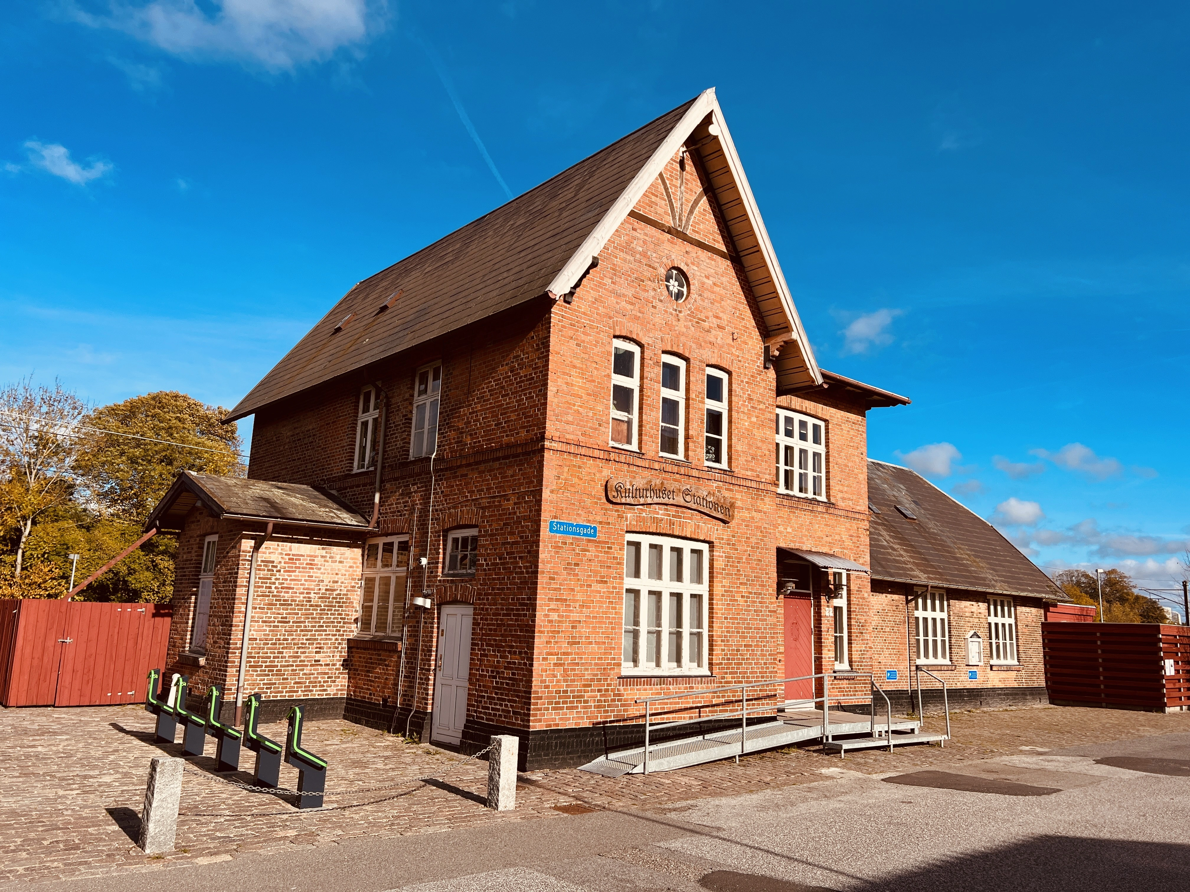 Billede af Trustrup Station. Billede af Trustrup Station.
