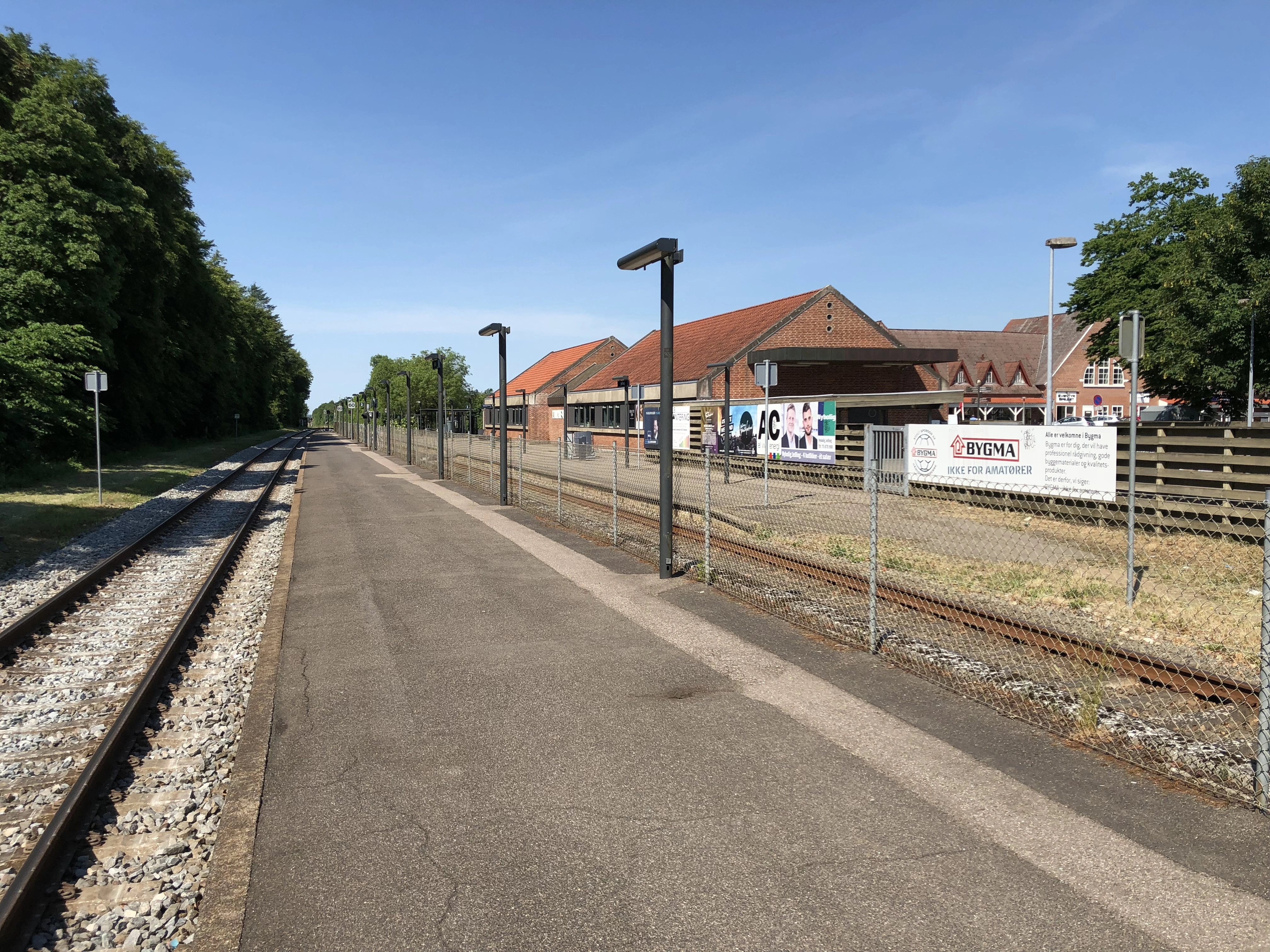 Billede af Jelling Station - Station er nedrevet, men Jelling Station har ligget her. Billede af Jelling Station - Station er nedrevet, men Jelling Station har ligget her.