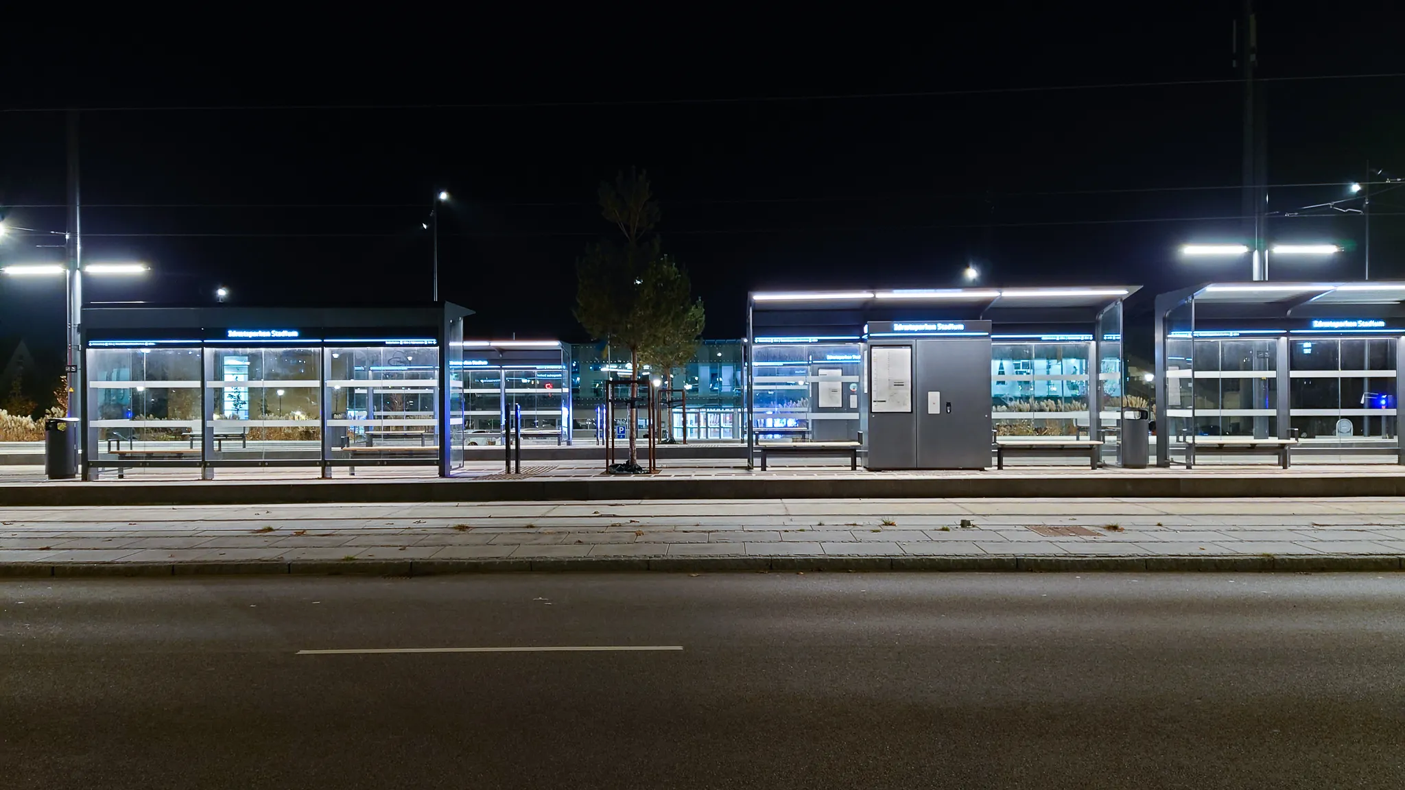 Billede af Idrætsparken Letbanestation. Billede af Idrætsparken Letbanestation.