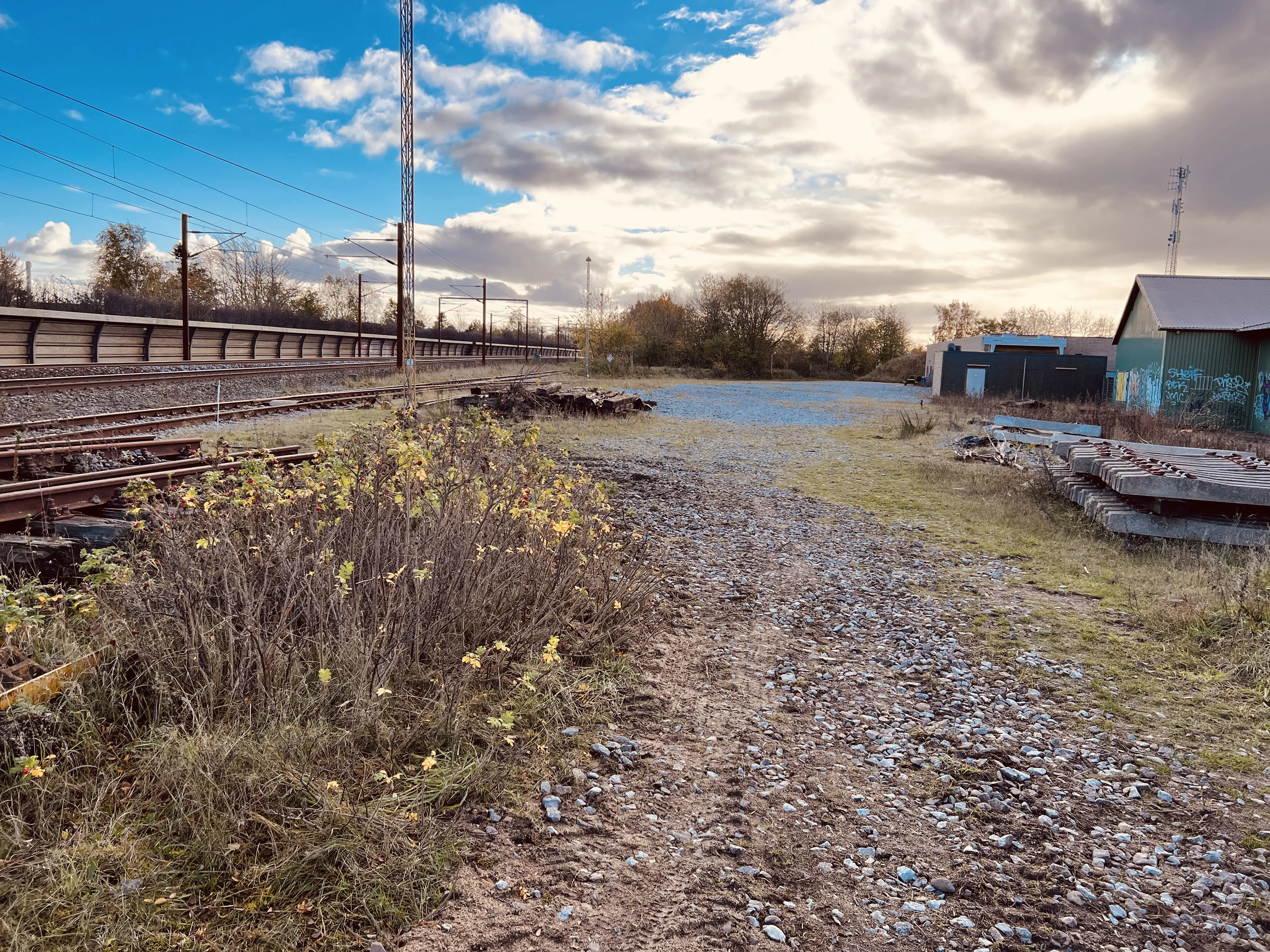 Billede af Vojens Amtsbanegård - Amtsbanegård er nedrevet, men Vojens Amtsbanegård har ligget her.