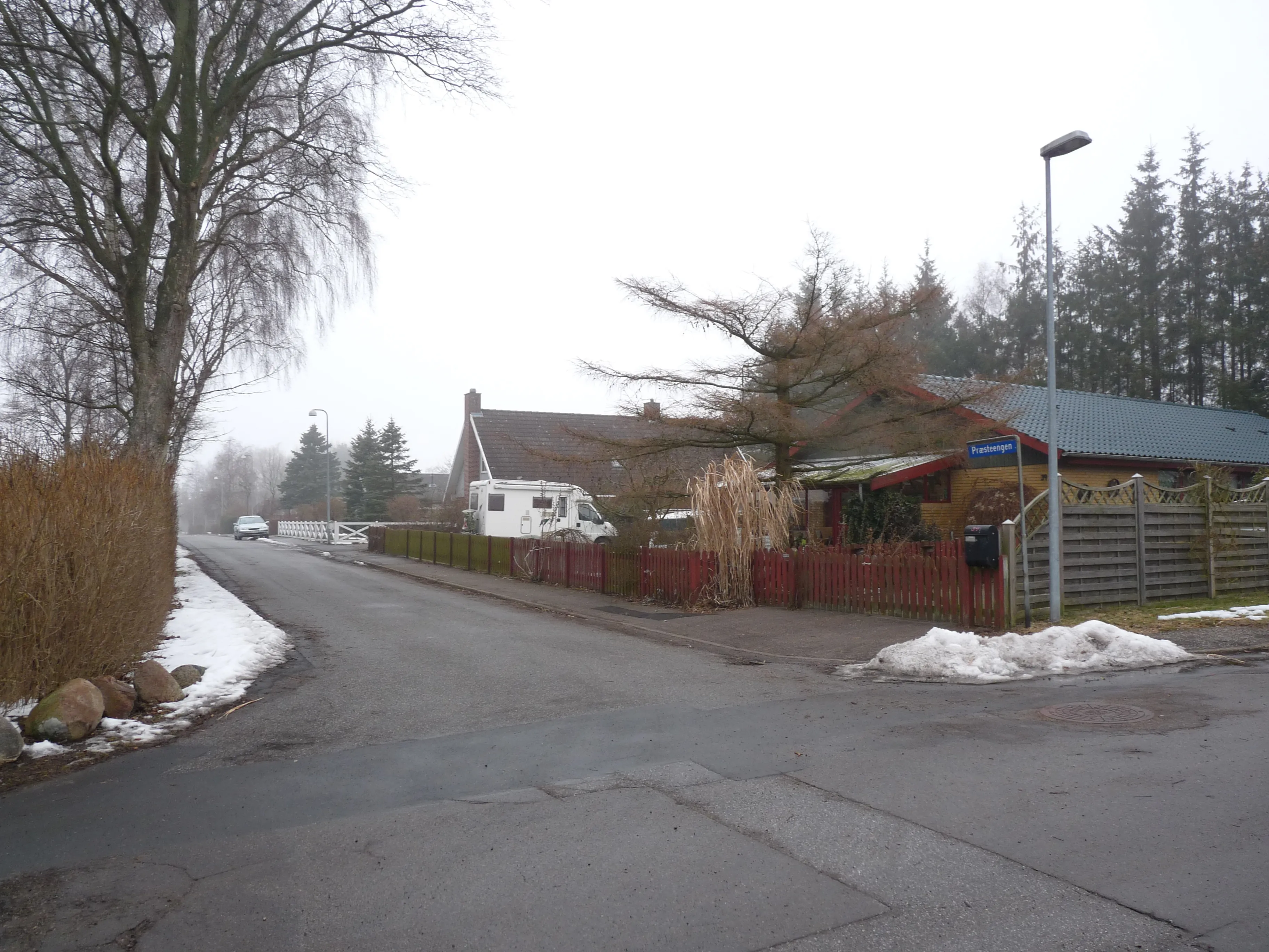 Billede af Rønnebæk Billetsalgssted - Billetsalgssted er nedrevet, men Rønnebæk Billetsalgssted har ligget her. Billede af Rønnebæk Billetsalgssted - Billetsalgssted er nedrevet, men Rønnebæk Billetsalgssted har ligget her.