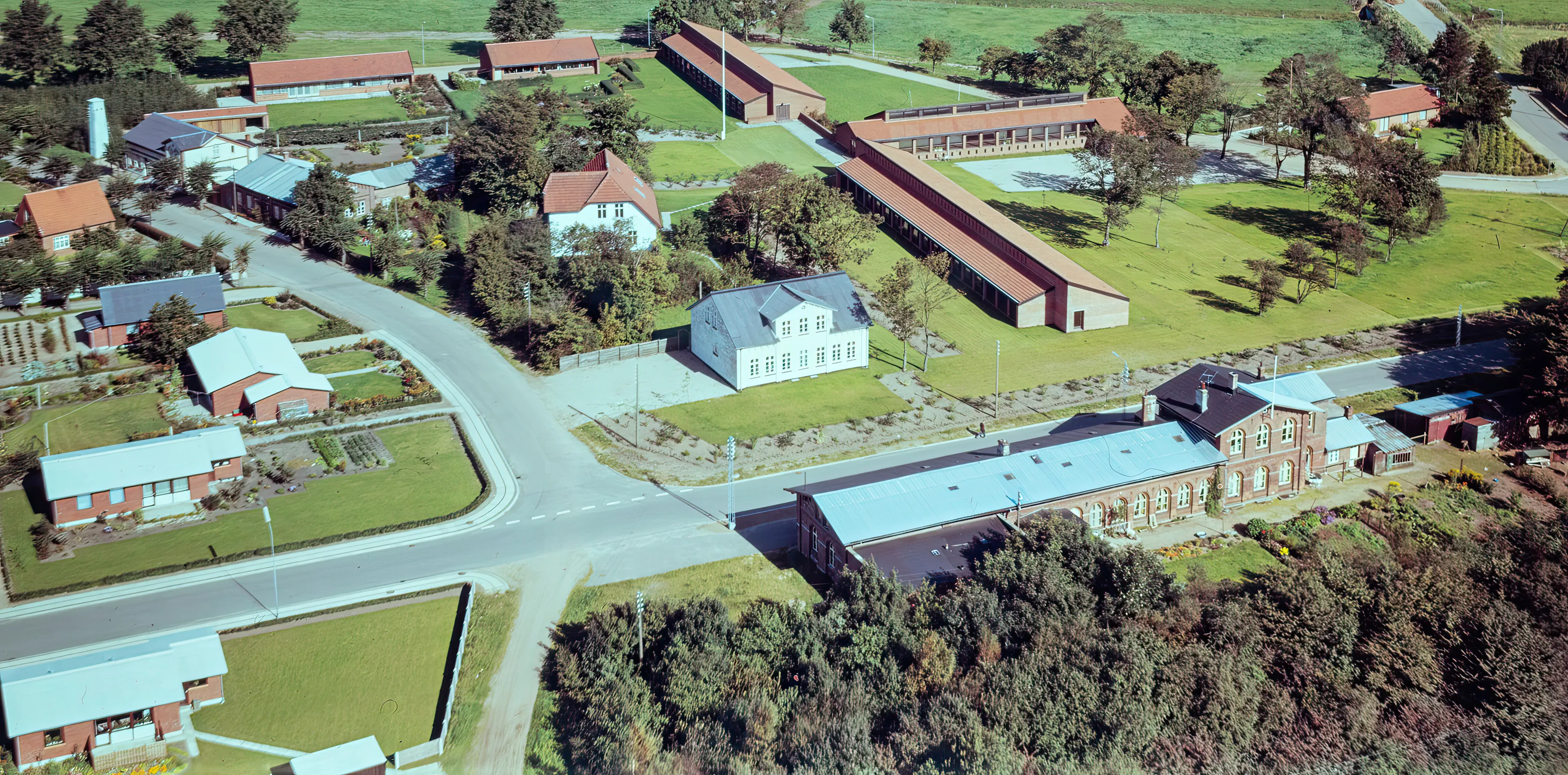 Billede af Løgumkloster Statsbanegård. Billede af Løgumkloster Statsbanegård.