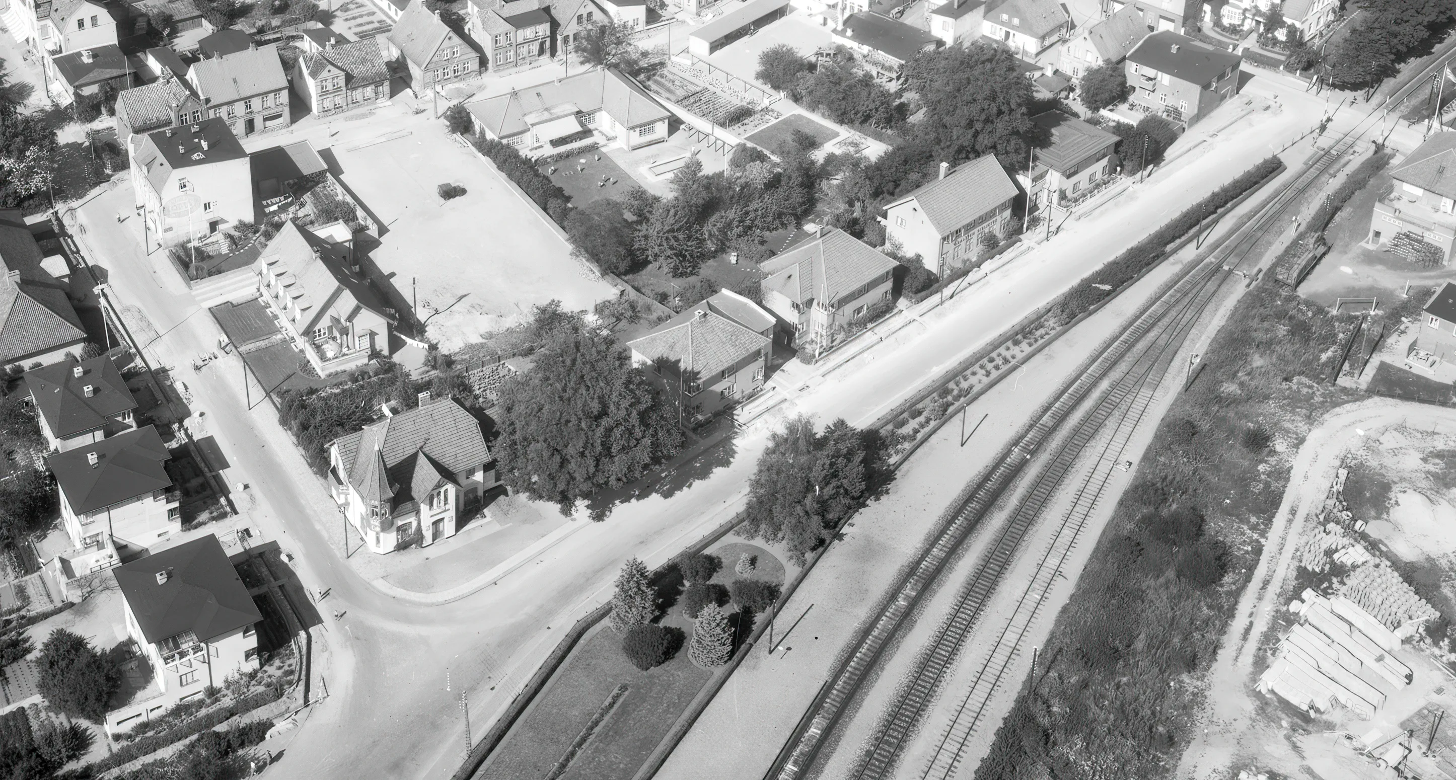 Billede af Gråsten Amtsbanegård. Billede af Gråsten Amtsbanegård.