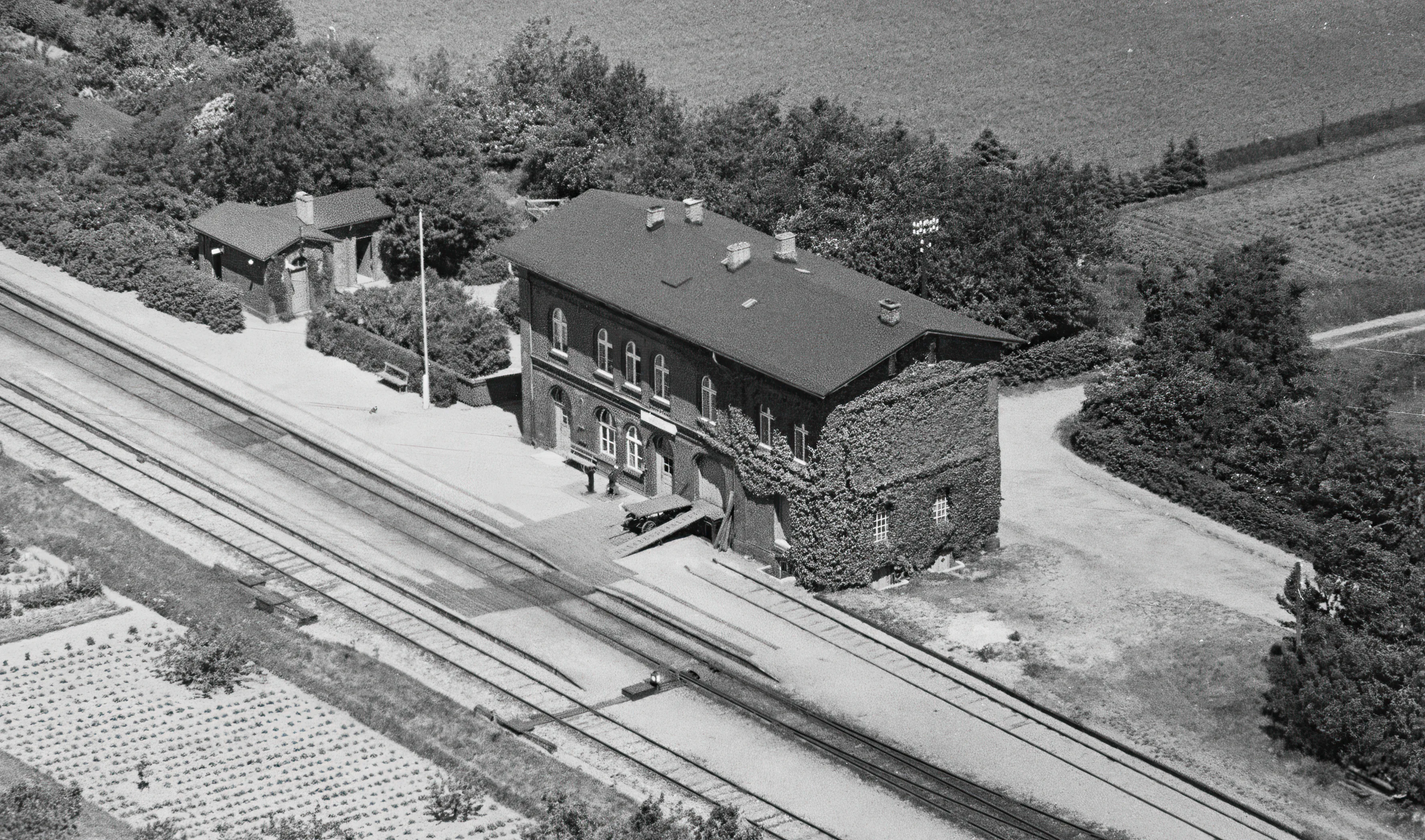 Billede af Brøns Station. Billede af Brøns Station.