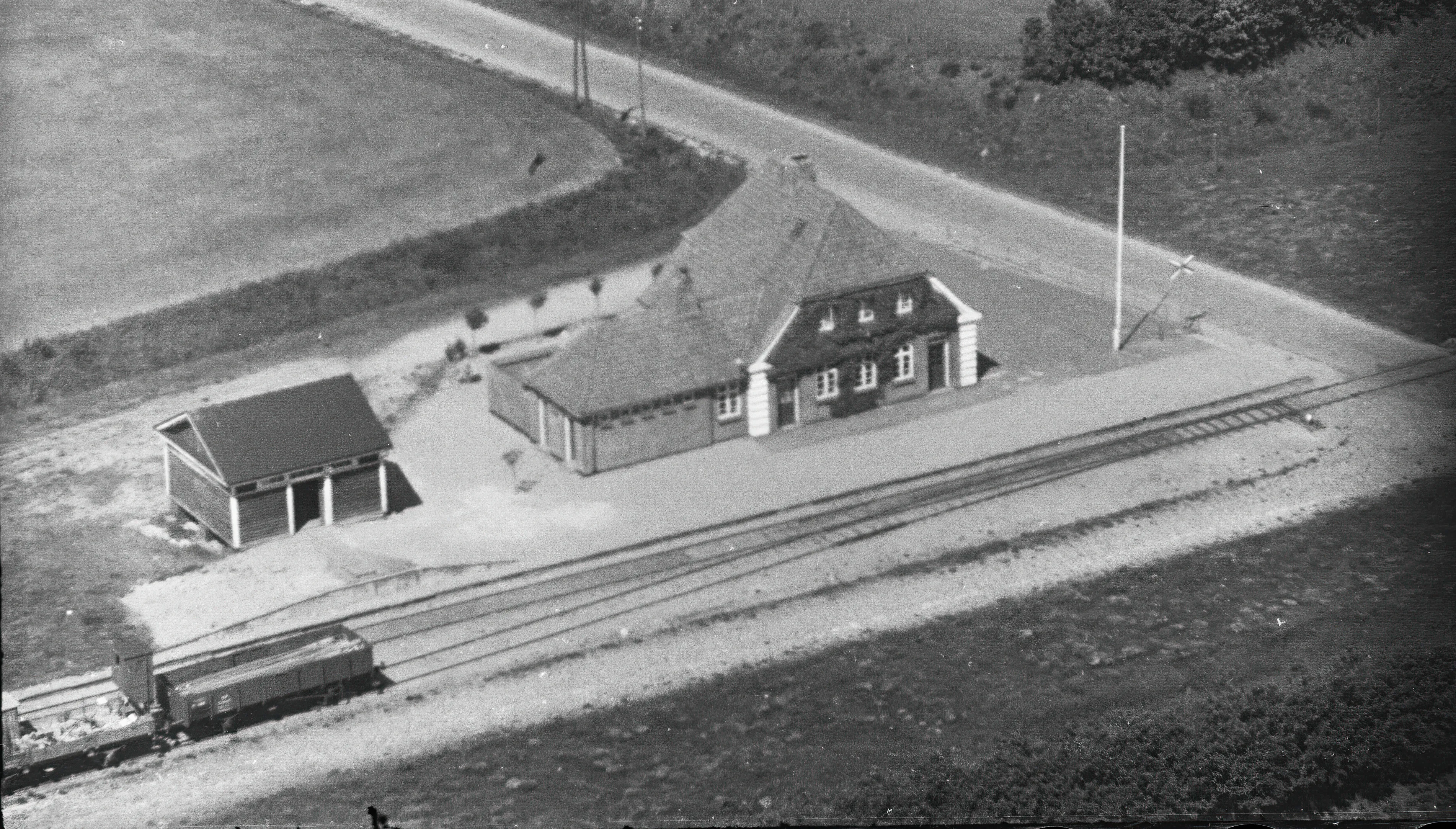 Billede af Røgelhede Station.