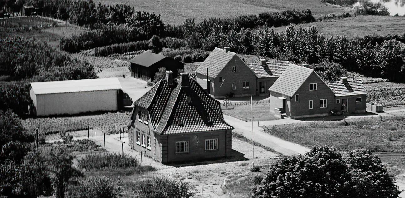 Billede af Sjølund Station. Billede af Sjølund Station.